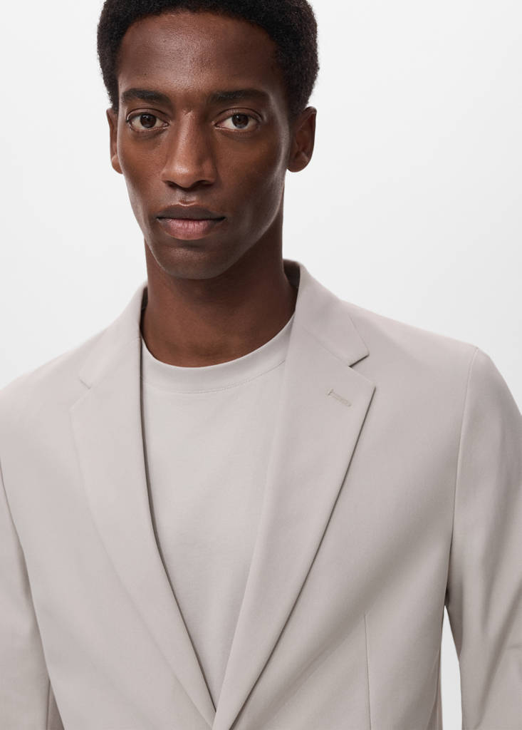 Zurich slim-fit Thermolite® suit jacket — Beige