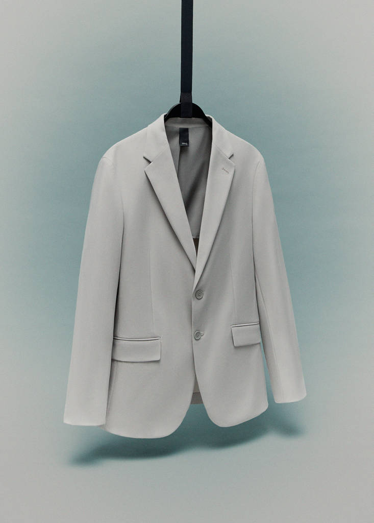 Zurich slim-fit Thermolite® suit jacket — Beige