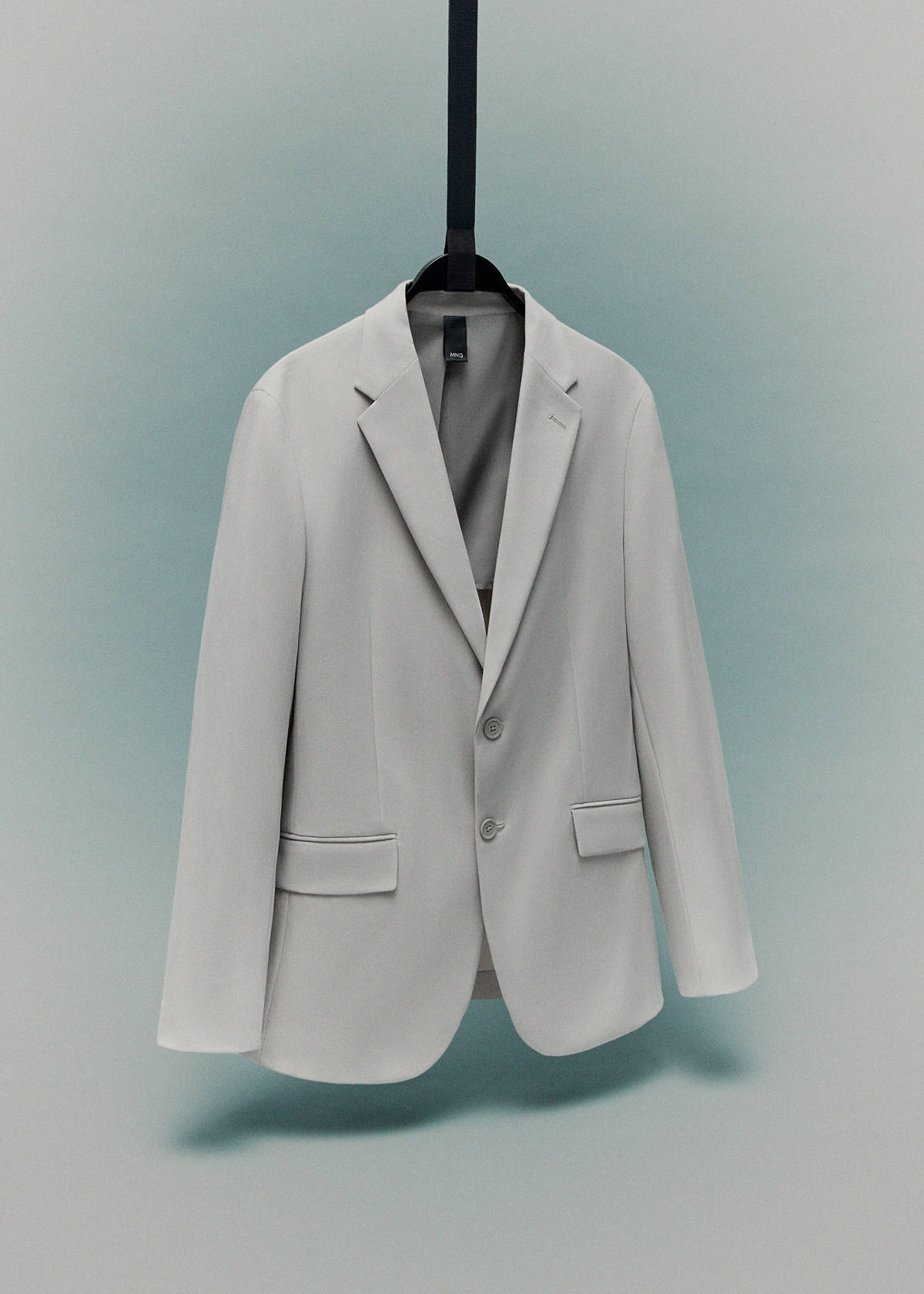 Zurich slim-fit Thermolite® suit jacket — Beige