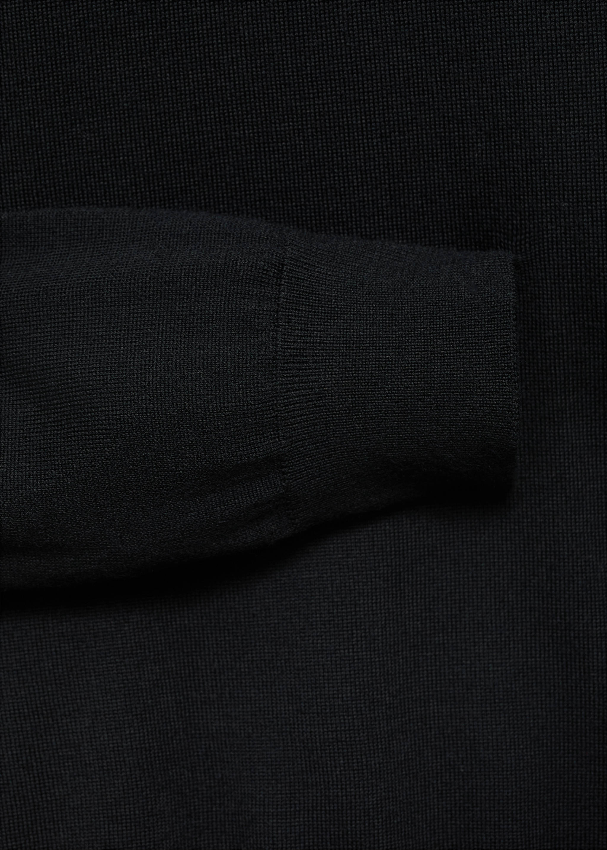 100% merino wool sweater with perkins collar - Details of the article 0, Black. Ref: 17055971-00.