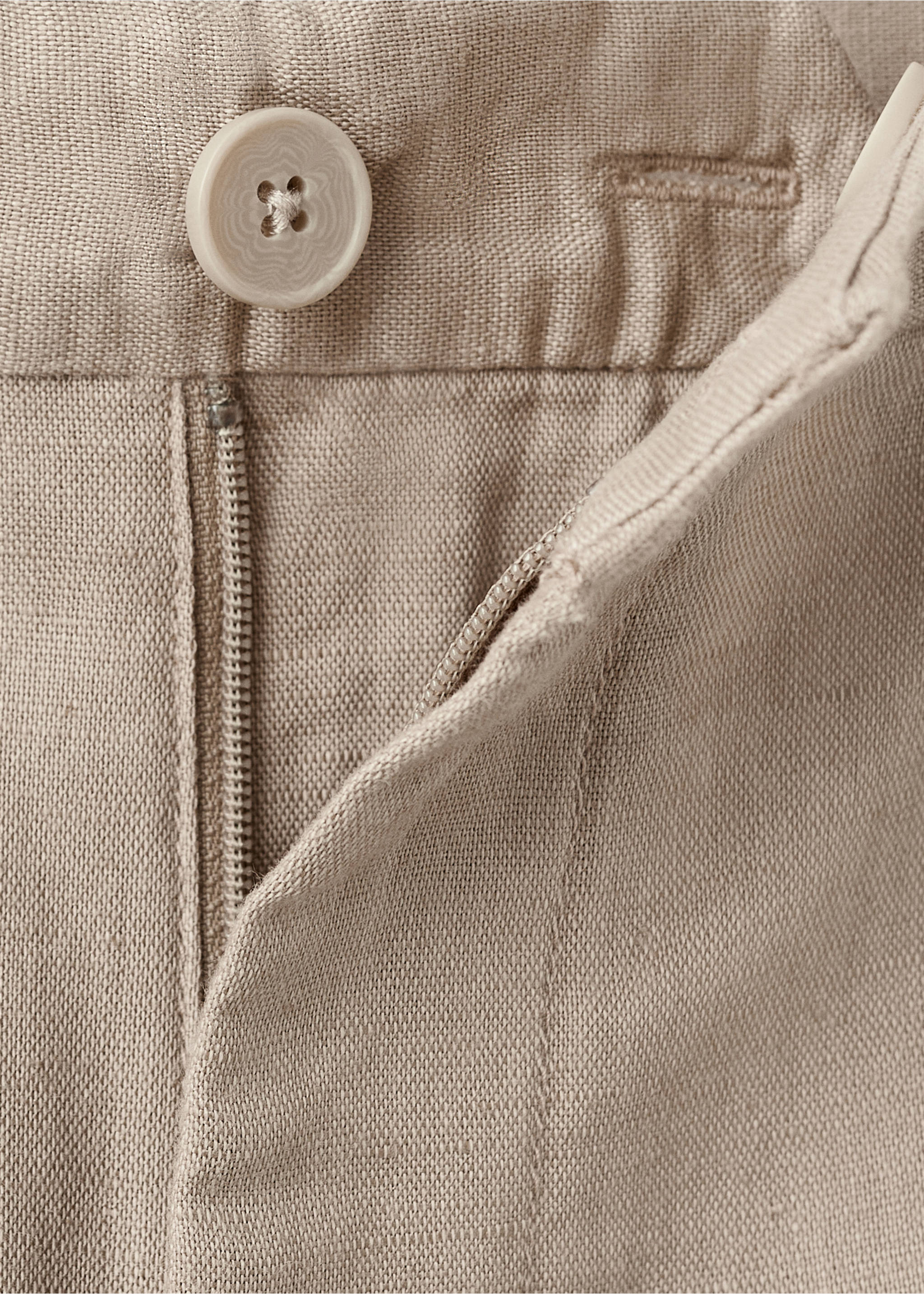 Linen-cotton blend Bermuda short - Details of the article 0, Beige. Ref: 17055975-00.