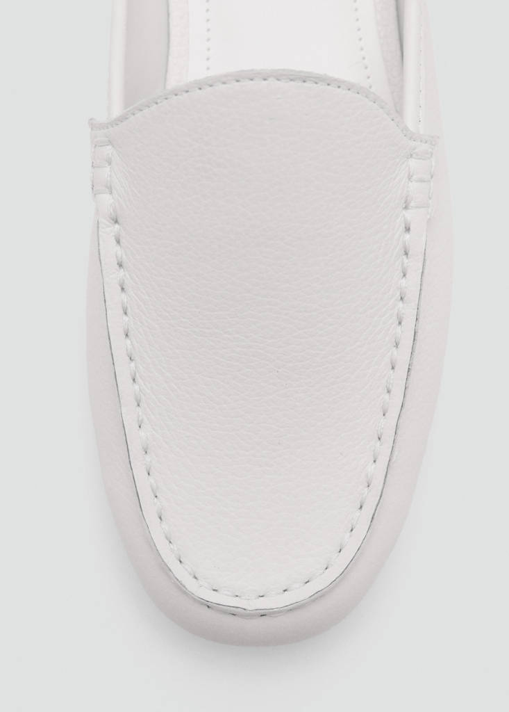 Leather flat shoes — White
