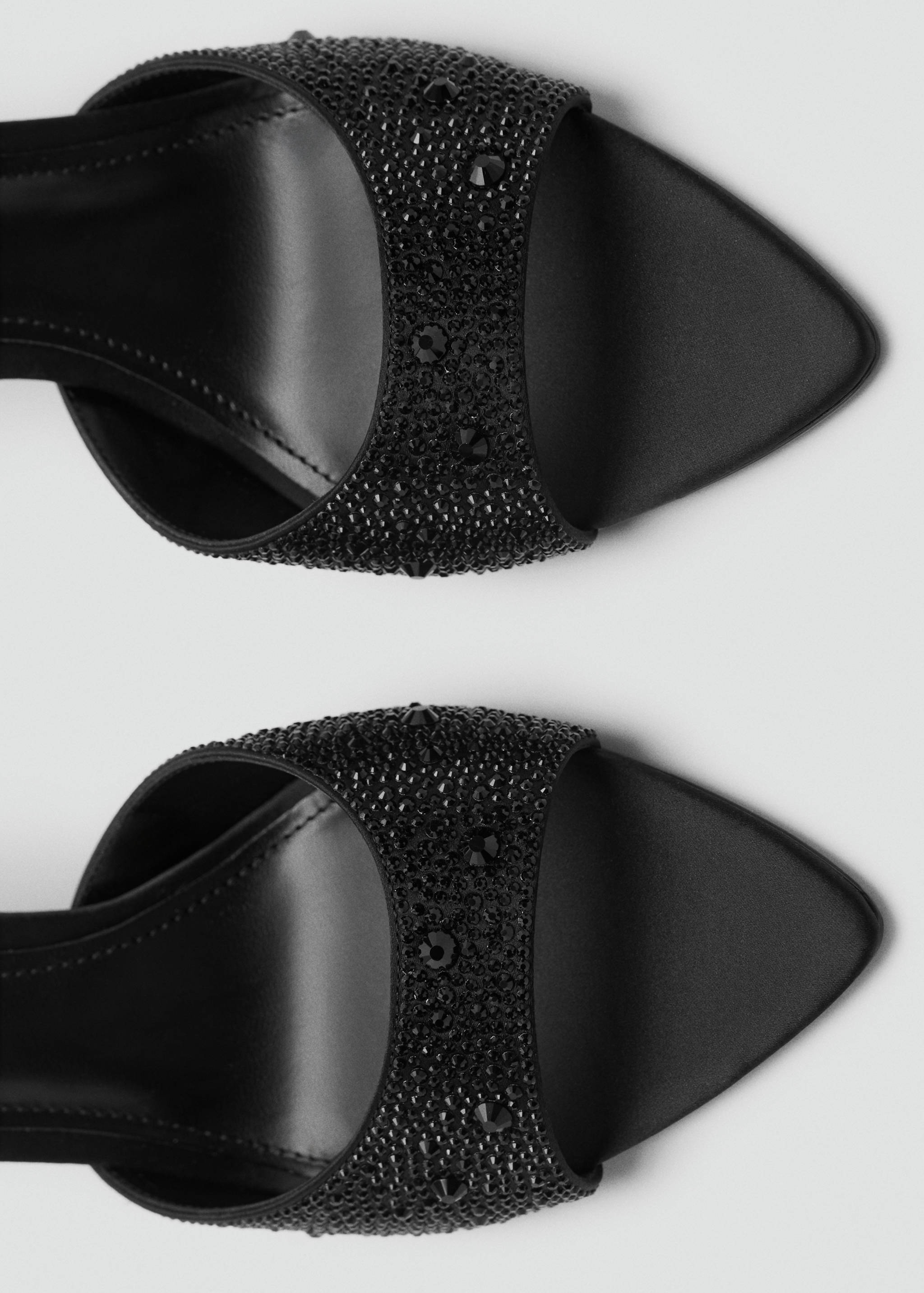 صندل لامع بكعب عالي - تفاصيل المنتج 2