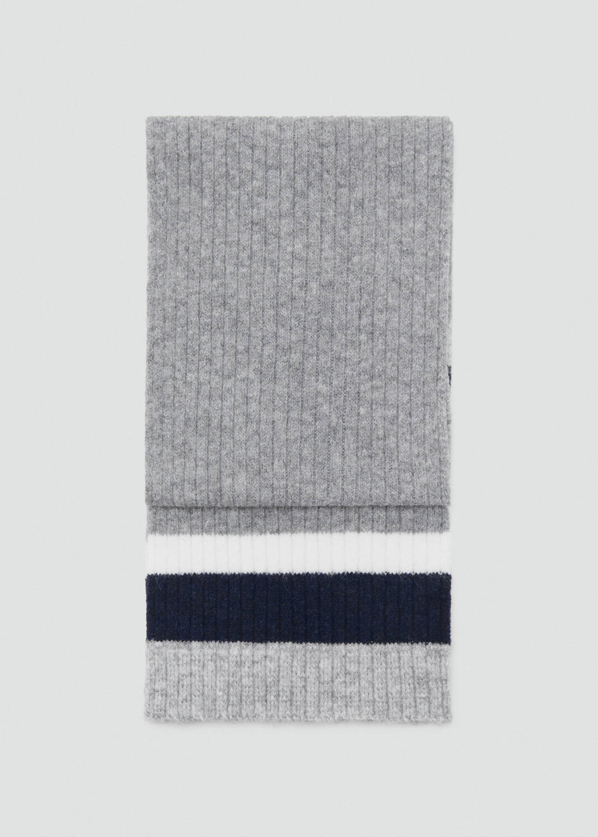 Striped knit scarf — Grey