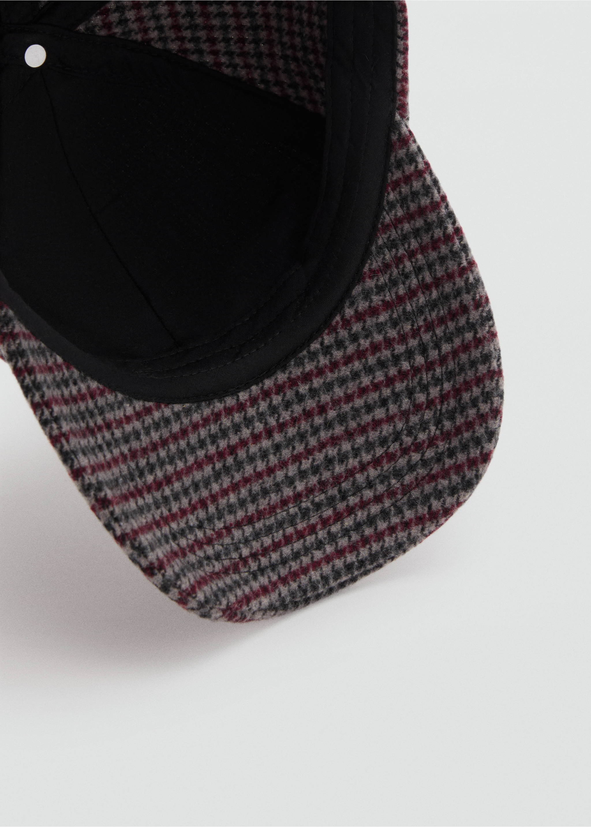 Tweed baker cap - Details of the article 2, Red. Ref: 17055996-00.