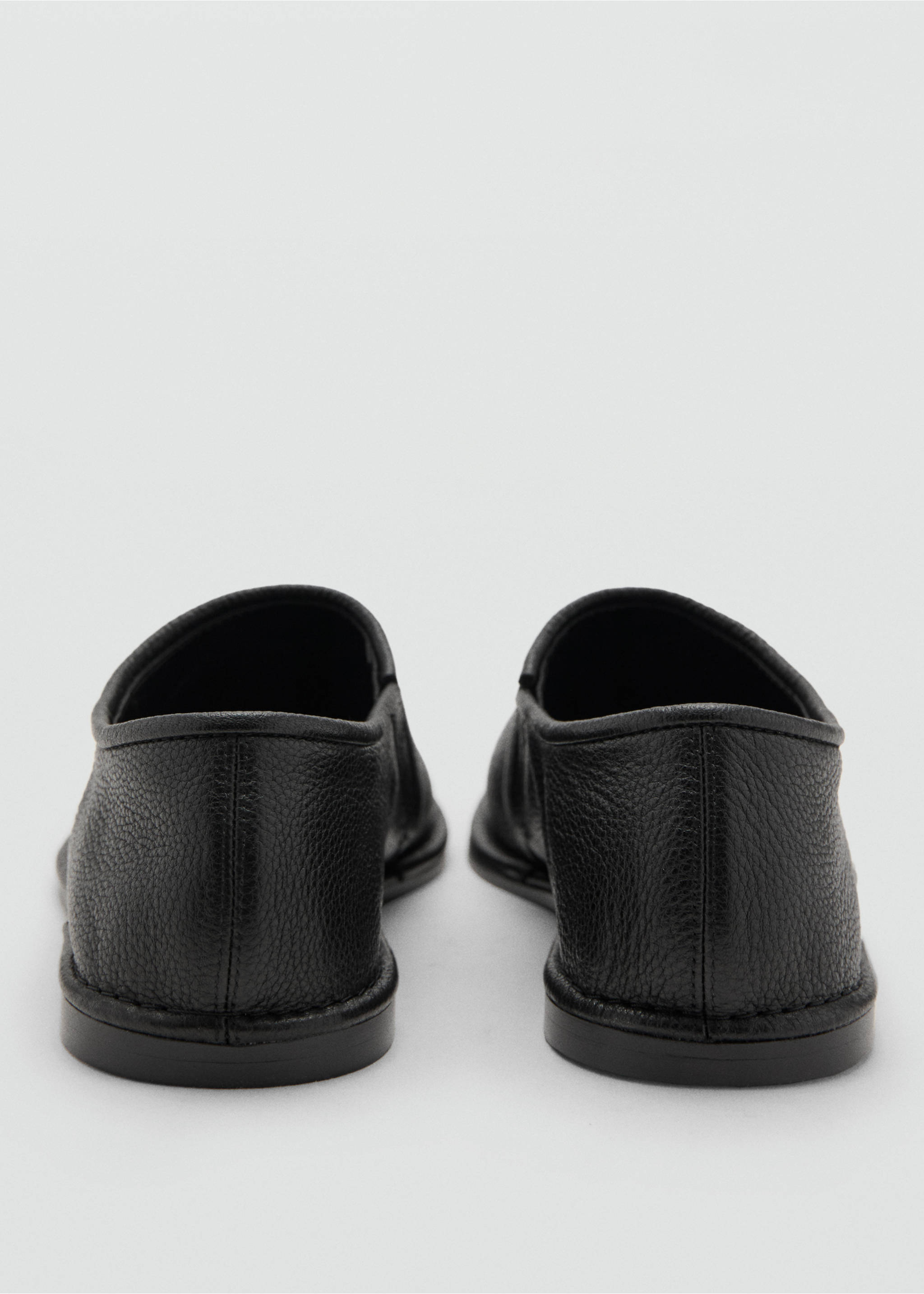 Zapato plano piel - Detalle del artículo 1, Negro. Ref: 17055997-00.