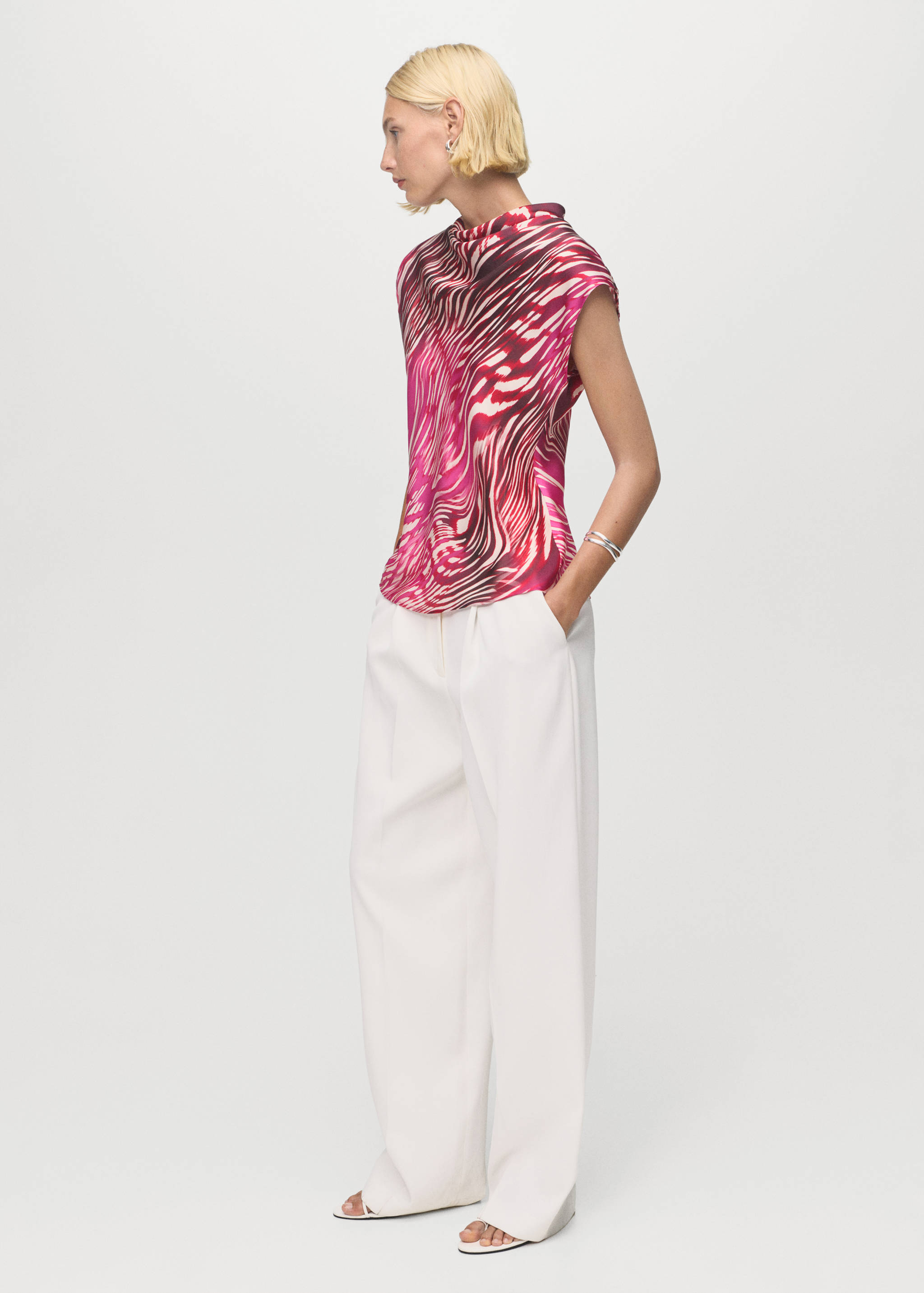 Satin blouse with draped neck - General plane