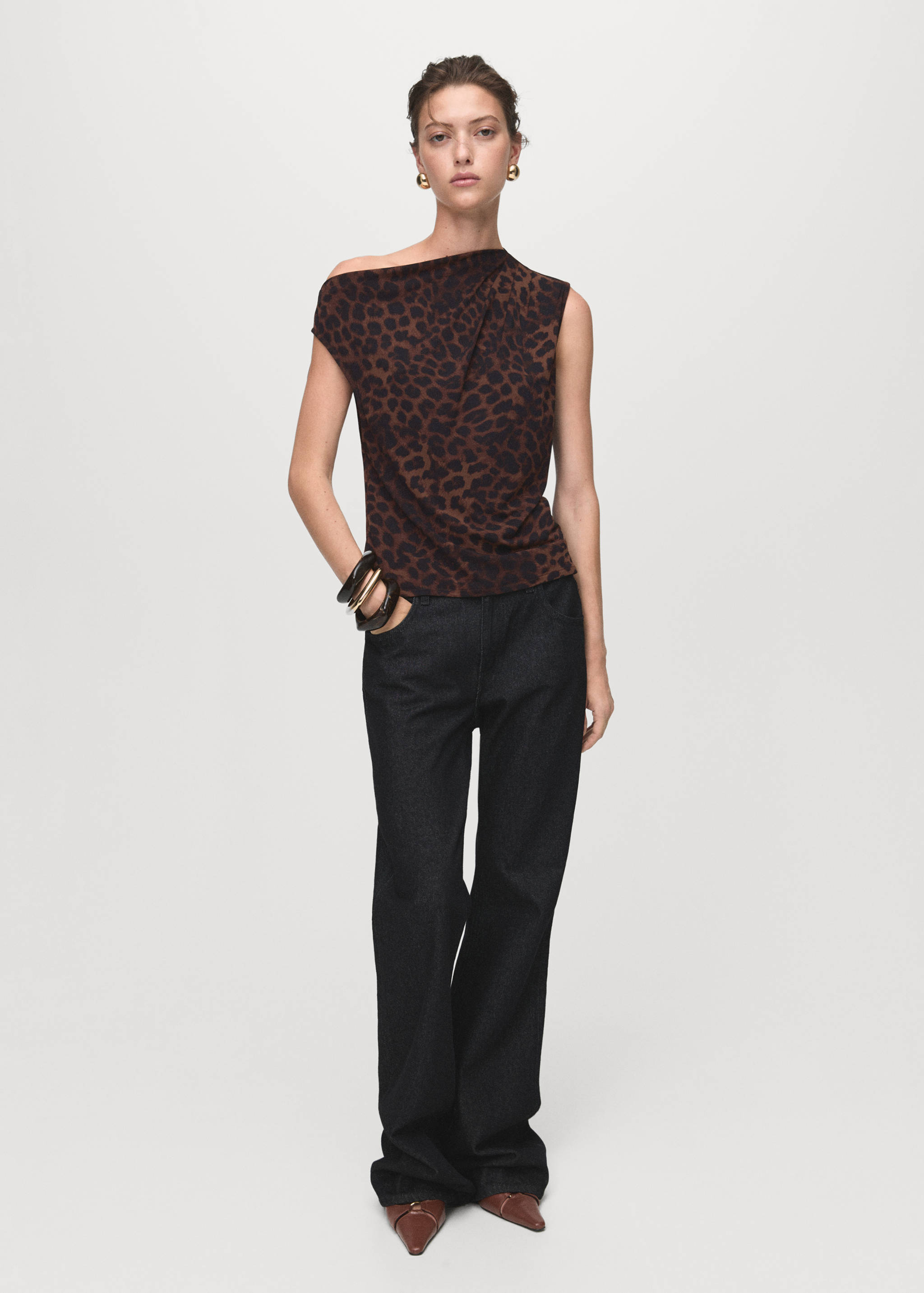 Leopard-print top with asymmetrical collar - General plane