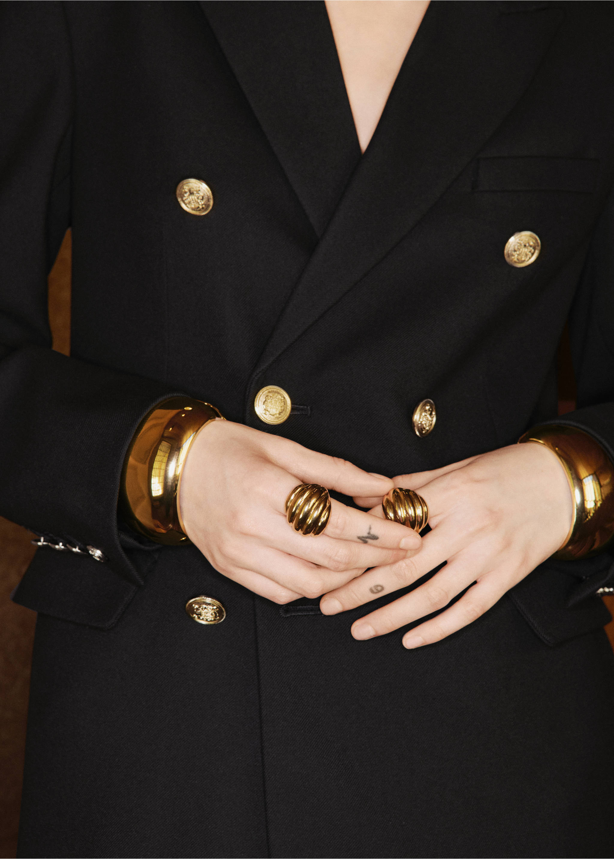 Double-breasted blazer - Details of the article 6, Black. Ref: 17056004-00.