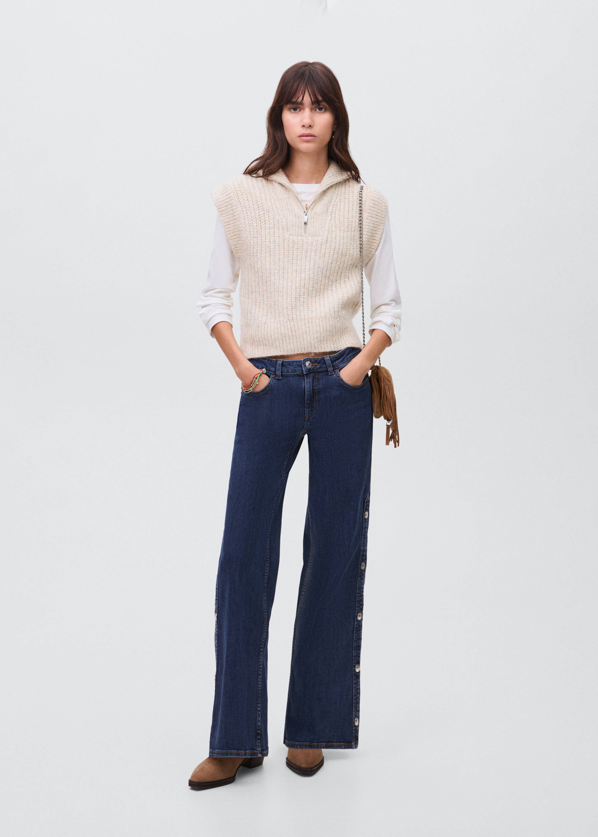 Perkins-neck knitted waistcoat - General plane