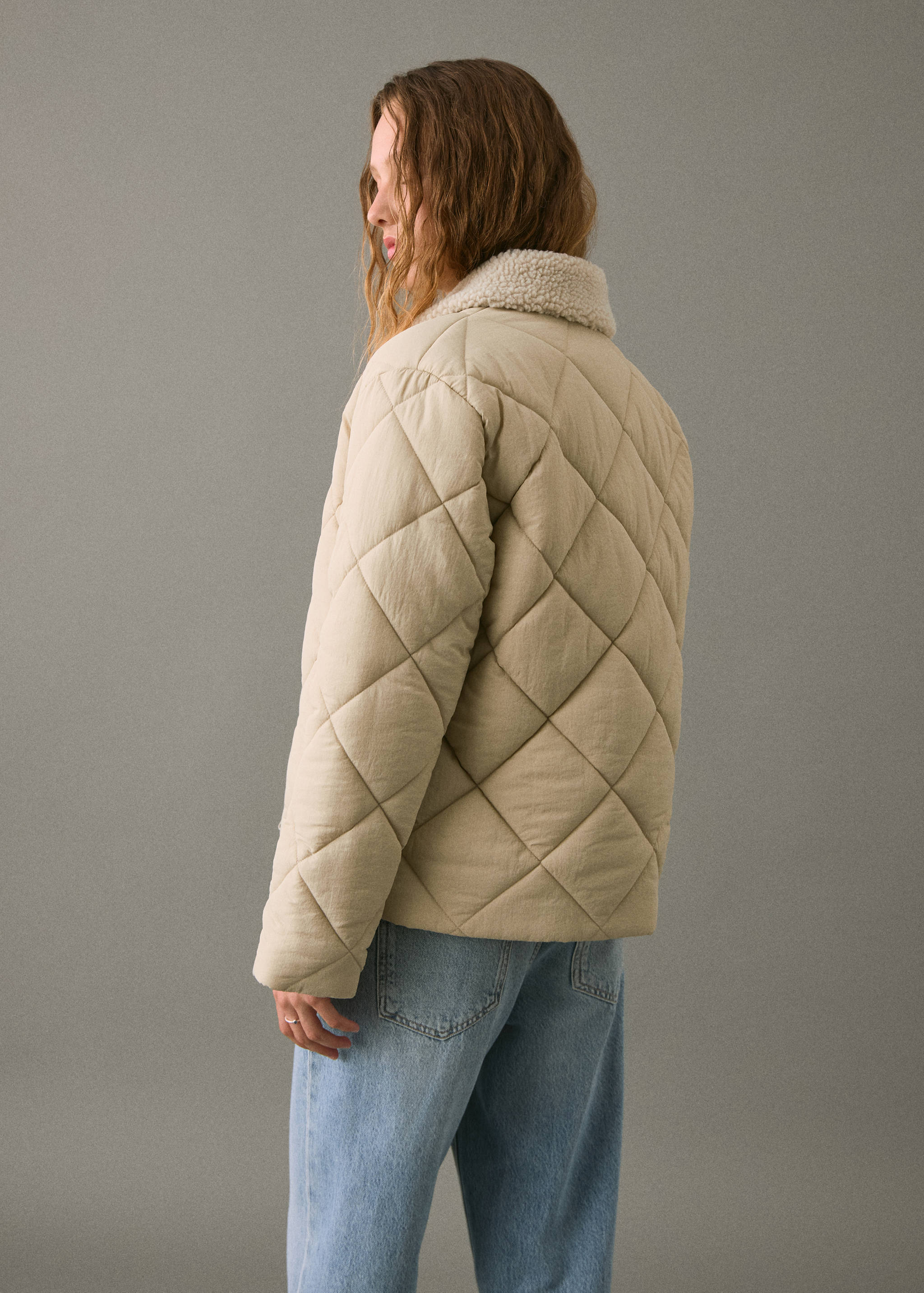 Pocket quilted jacket - Reverse of the article