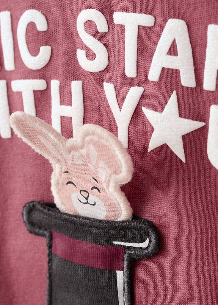 Textured embroidered t-shirt — Strawberry