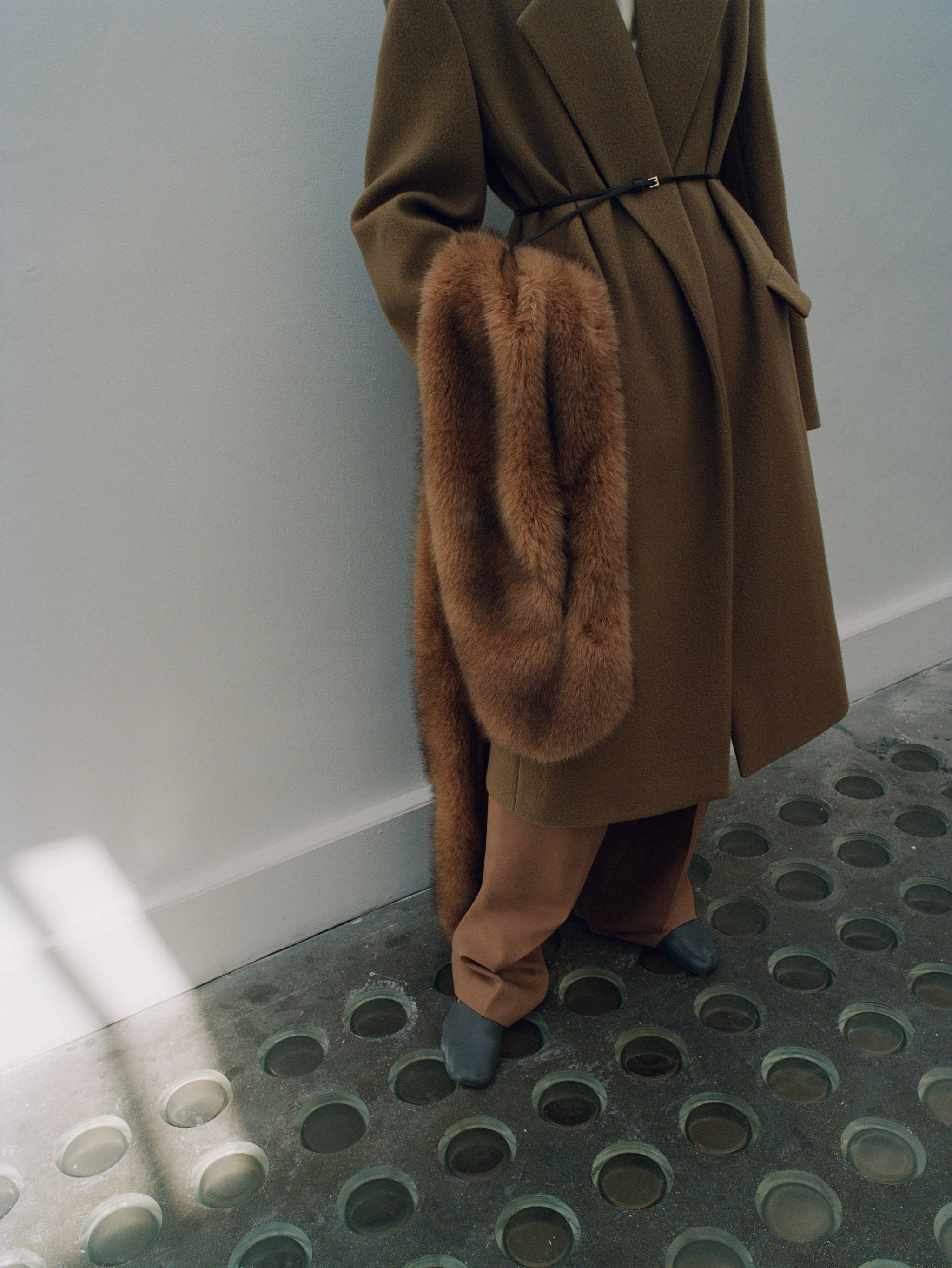 Faux-fur scarf - Details of the article 9