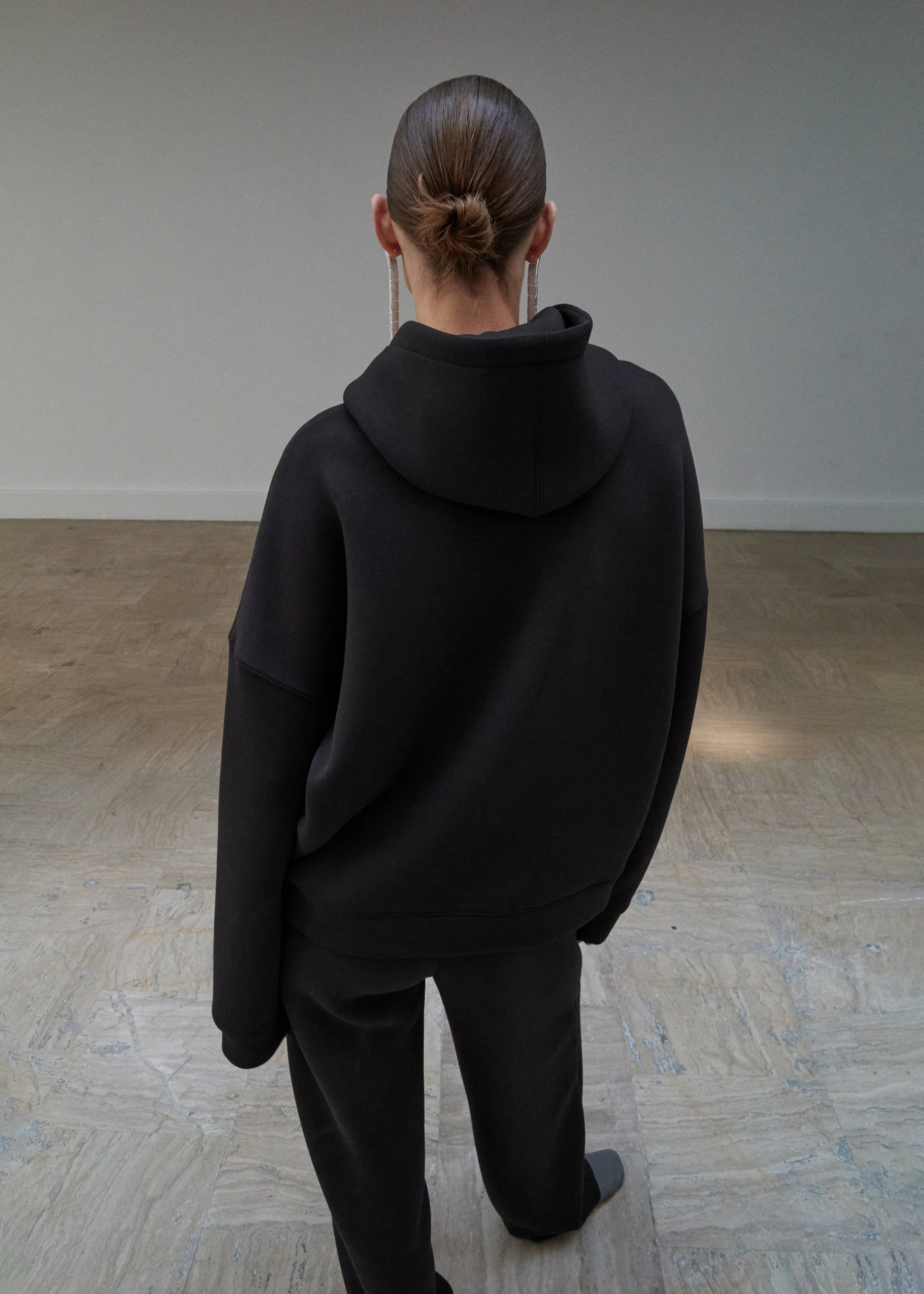 Hanorac oversize cu glugă - Spatele articolului