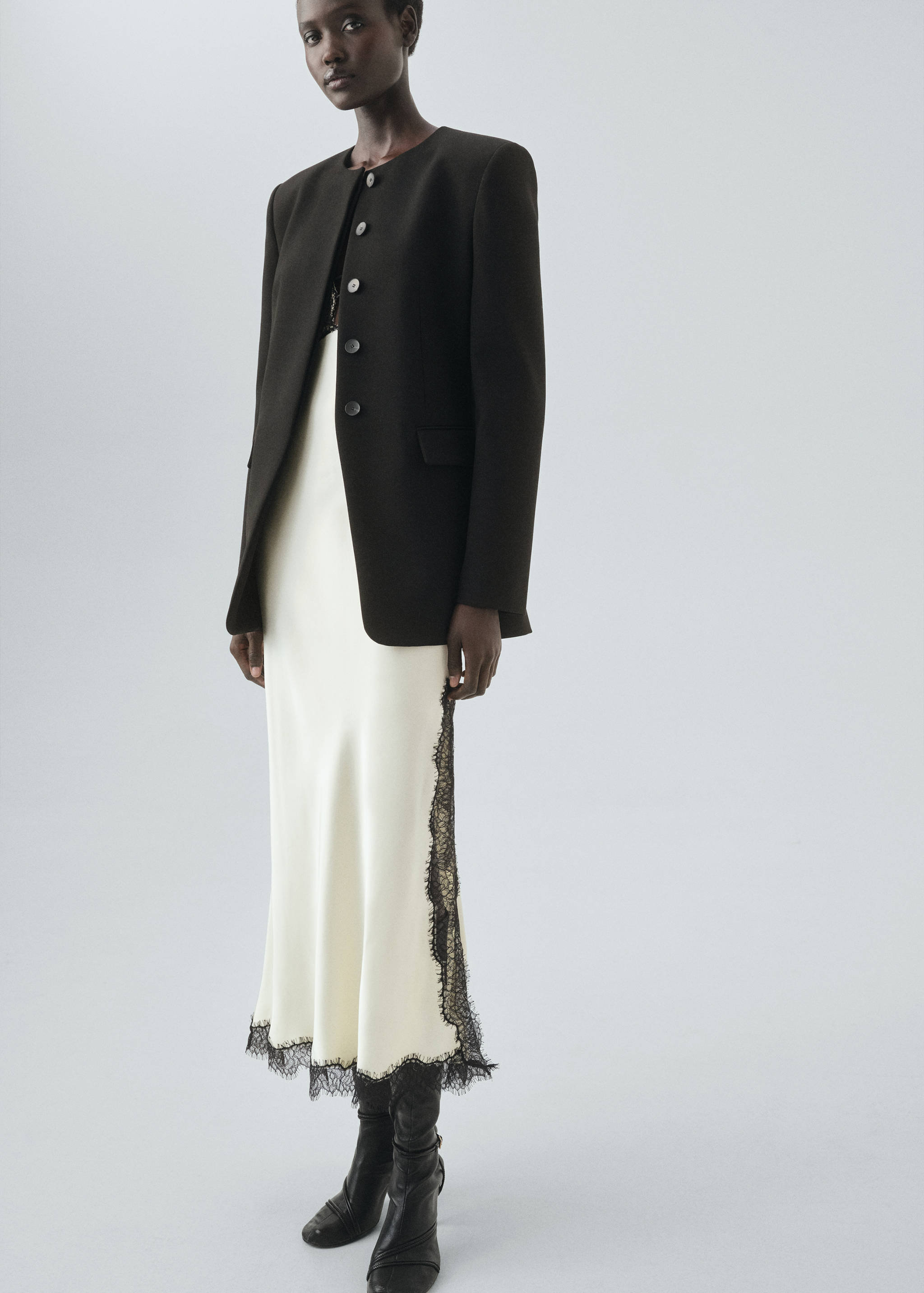 Tailored suit jacket - Details of the article 1