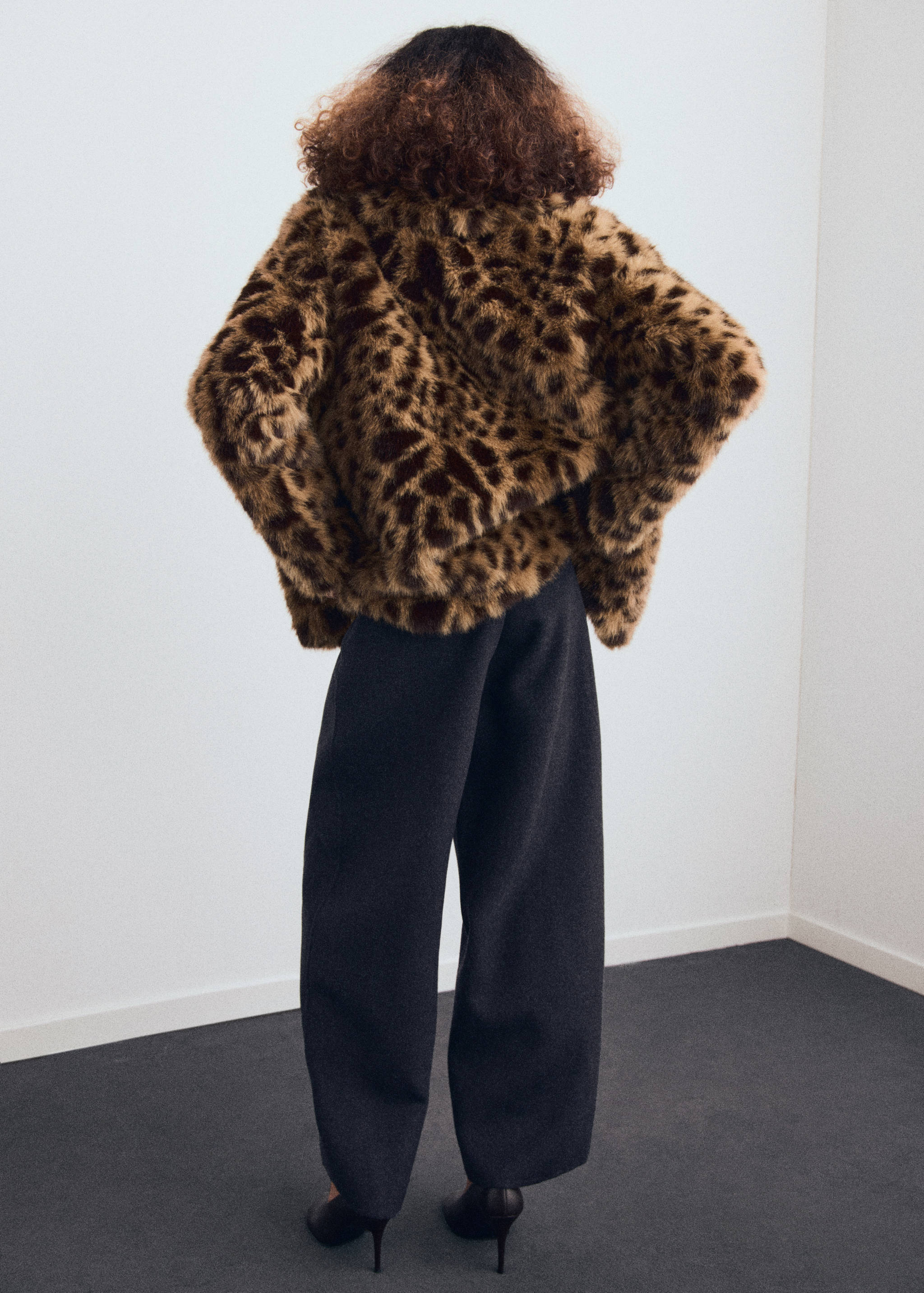 Leopard-print faux-fur coat - Reverse of the article