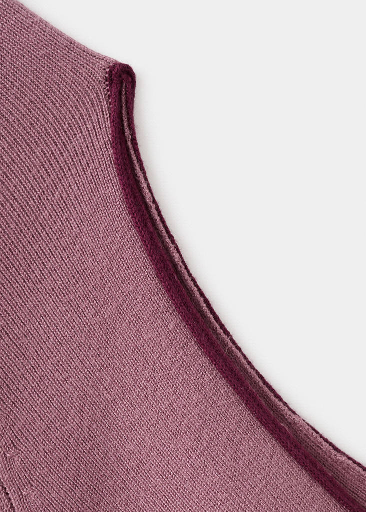 Knitted sweater with cut-out — Light Pink