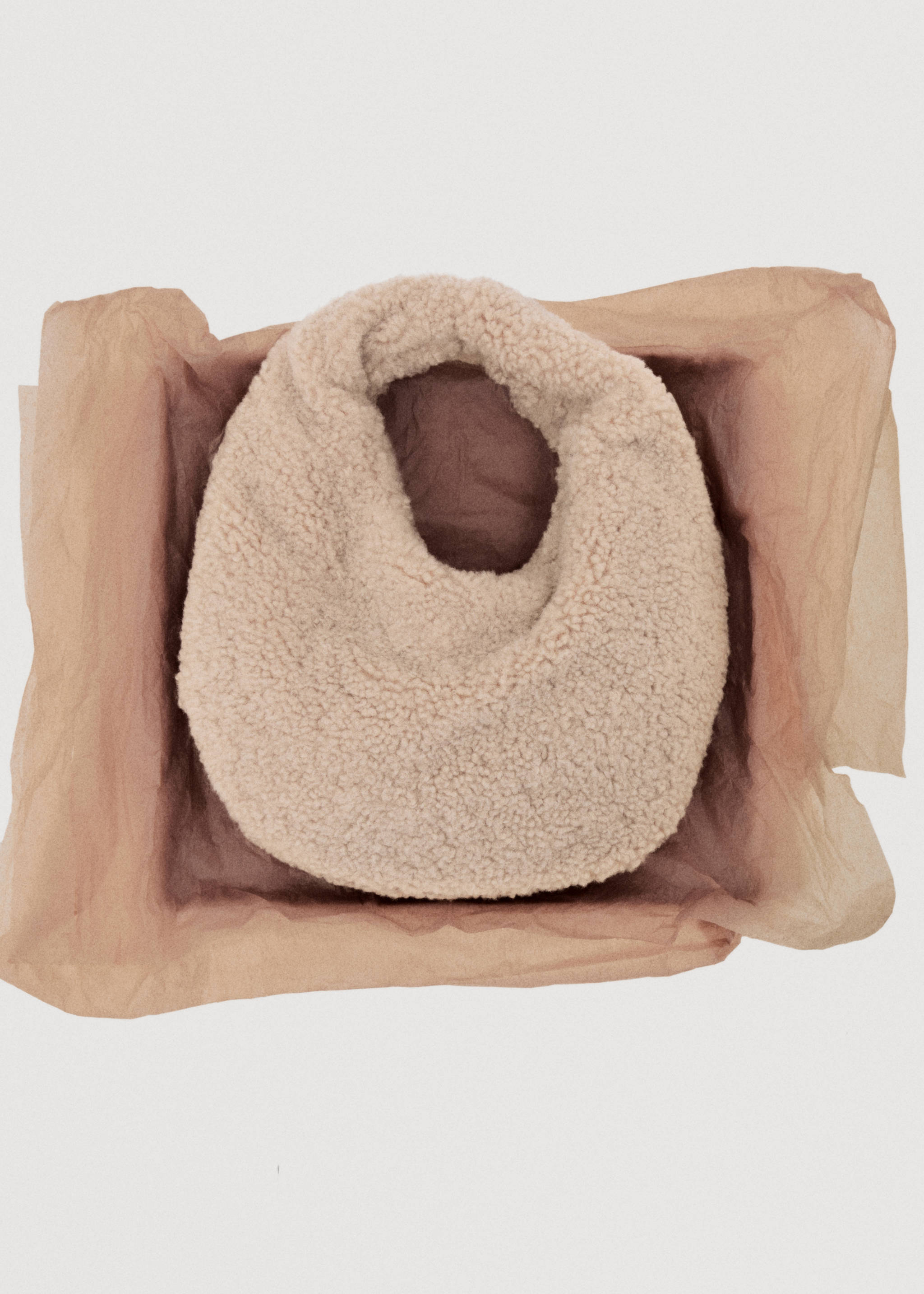 Shearling-effect textured bag - Details of the article 7