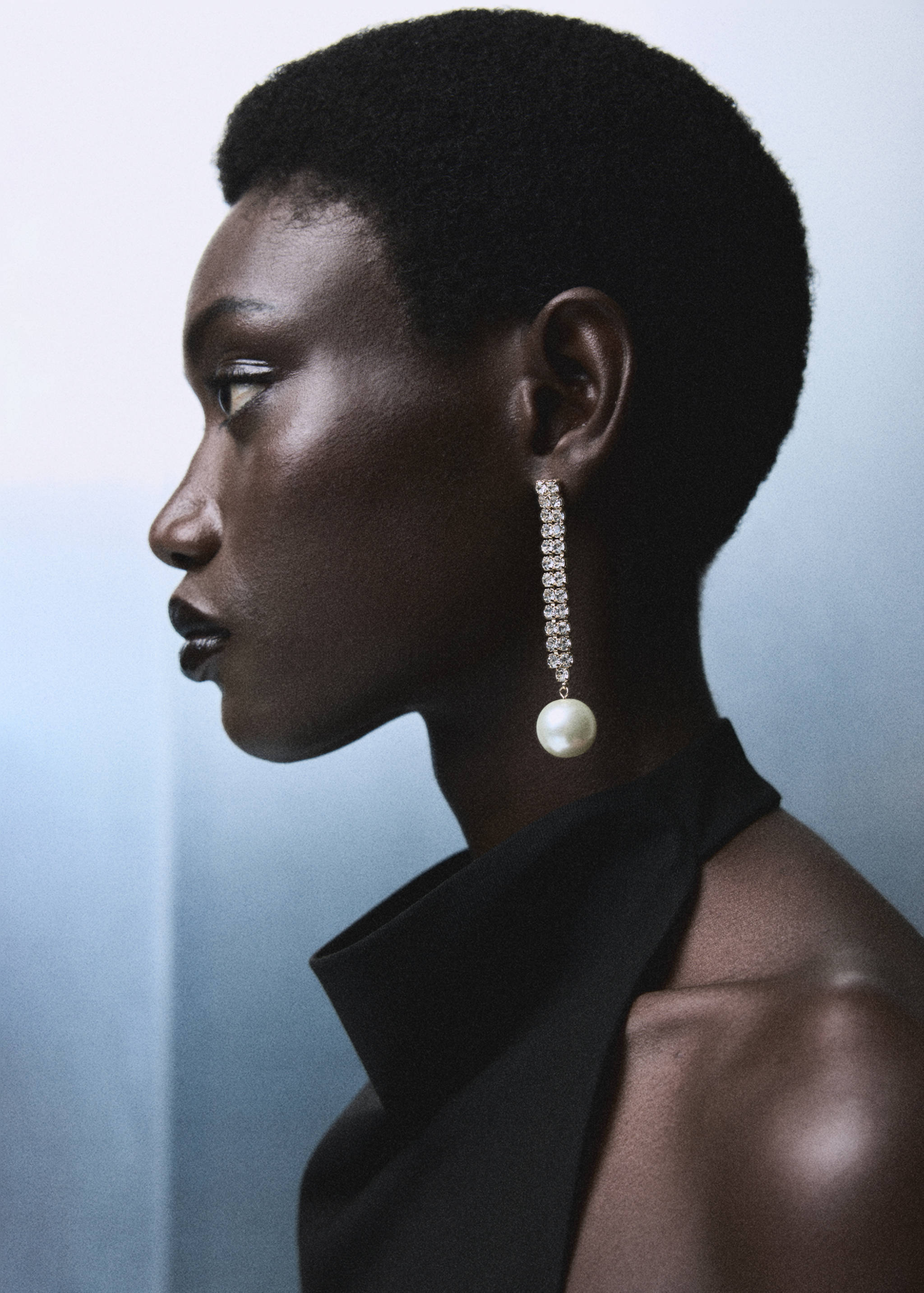 Halter neck ruched dress - Details of the article 1