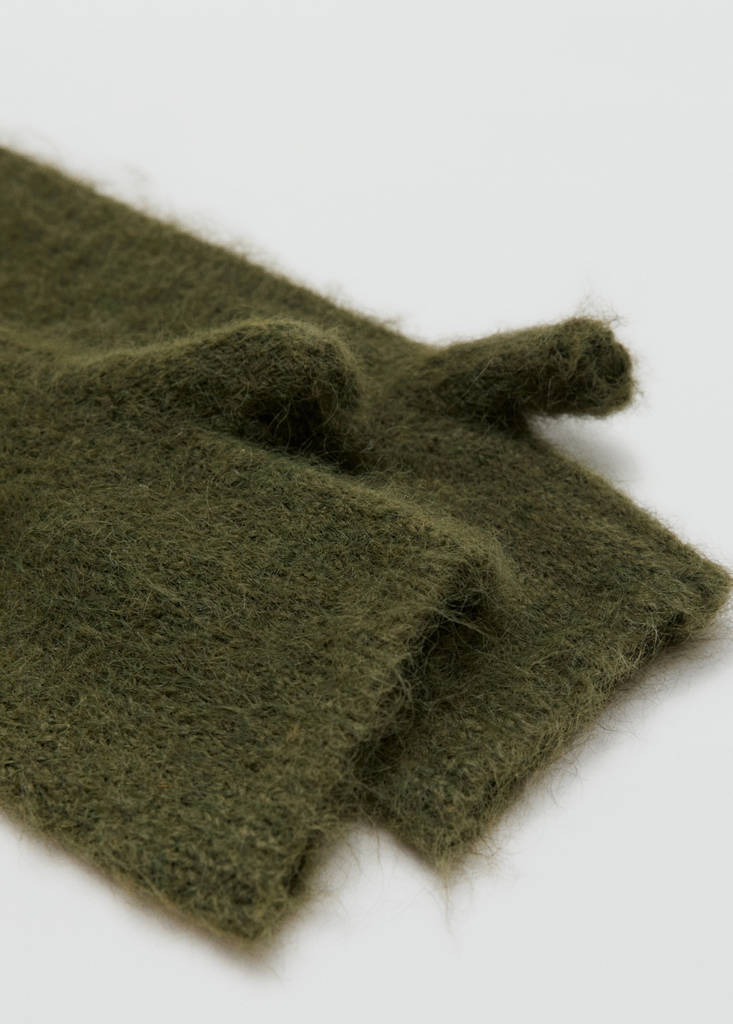 Long knitted mittens — Khaki