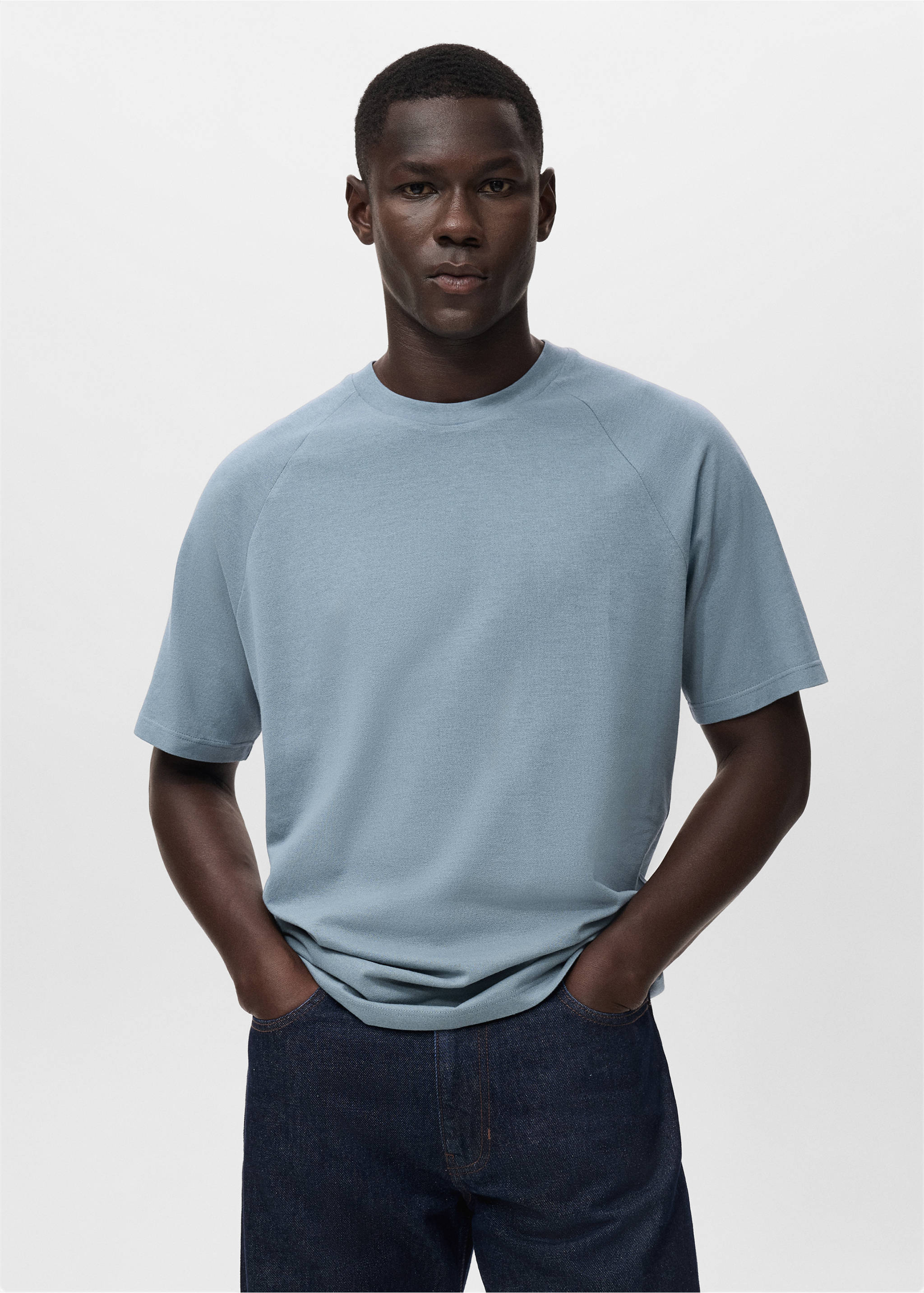 Camiseta algodón lino relaxed fit - Plano medio, Azul indigo. Ref: 17057767-00.