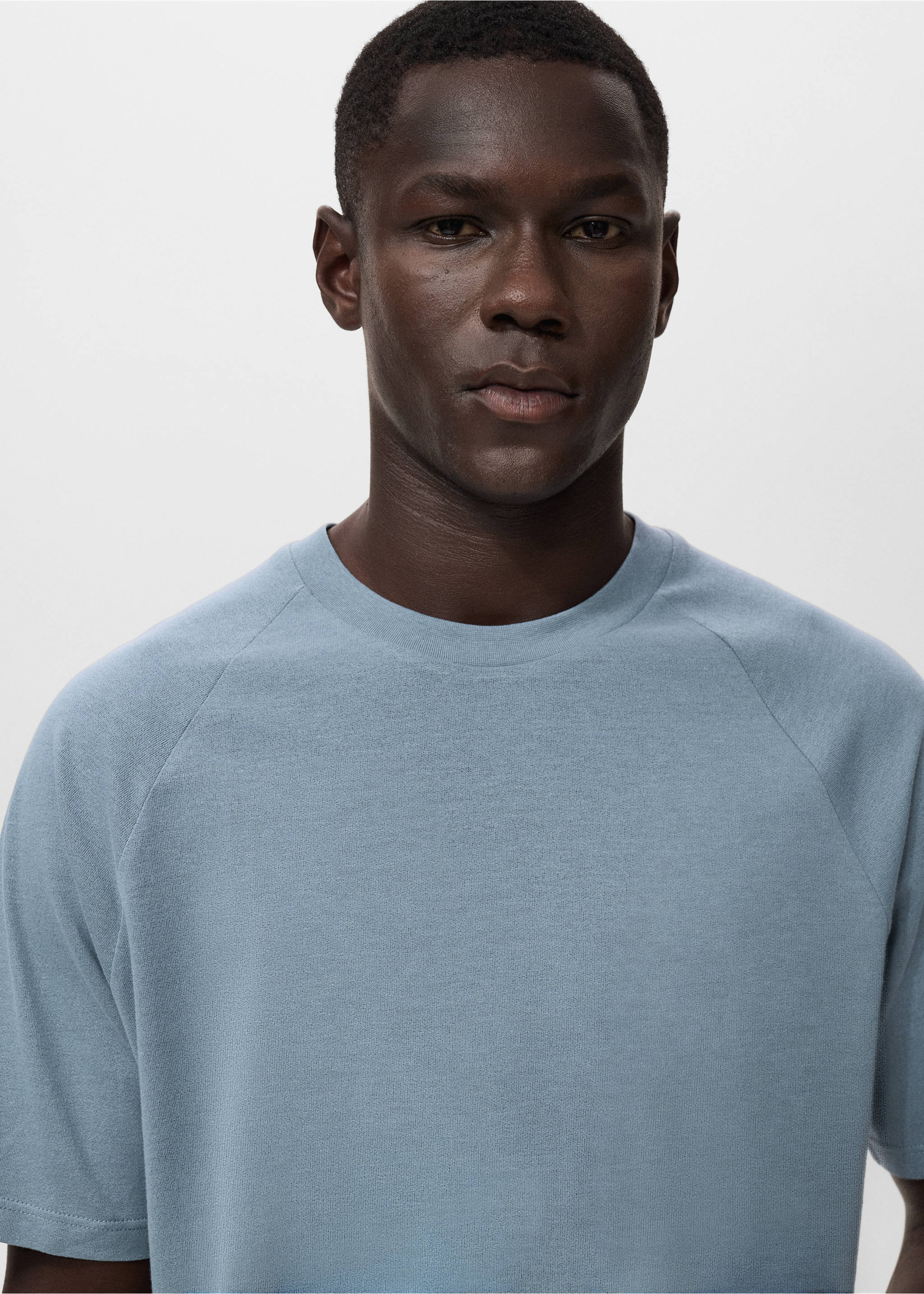 Camiseta algodón lino relaxed fit - Detalle del artículo 1, Azul indigo. Ref: 17057767-00.