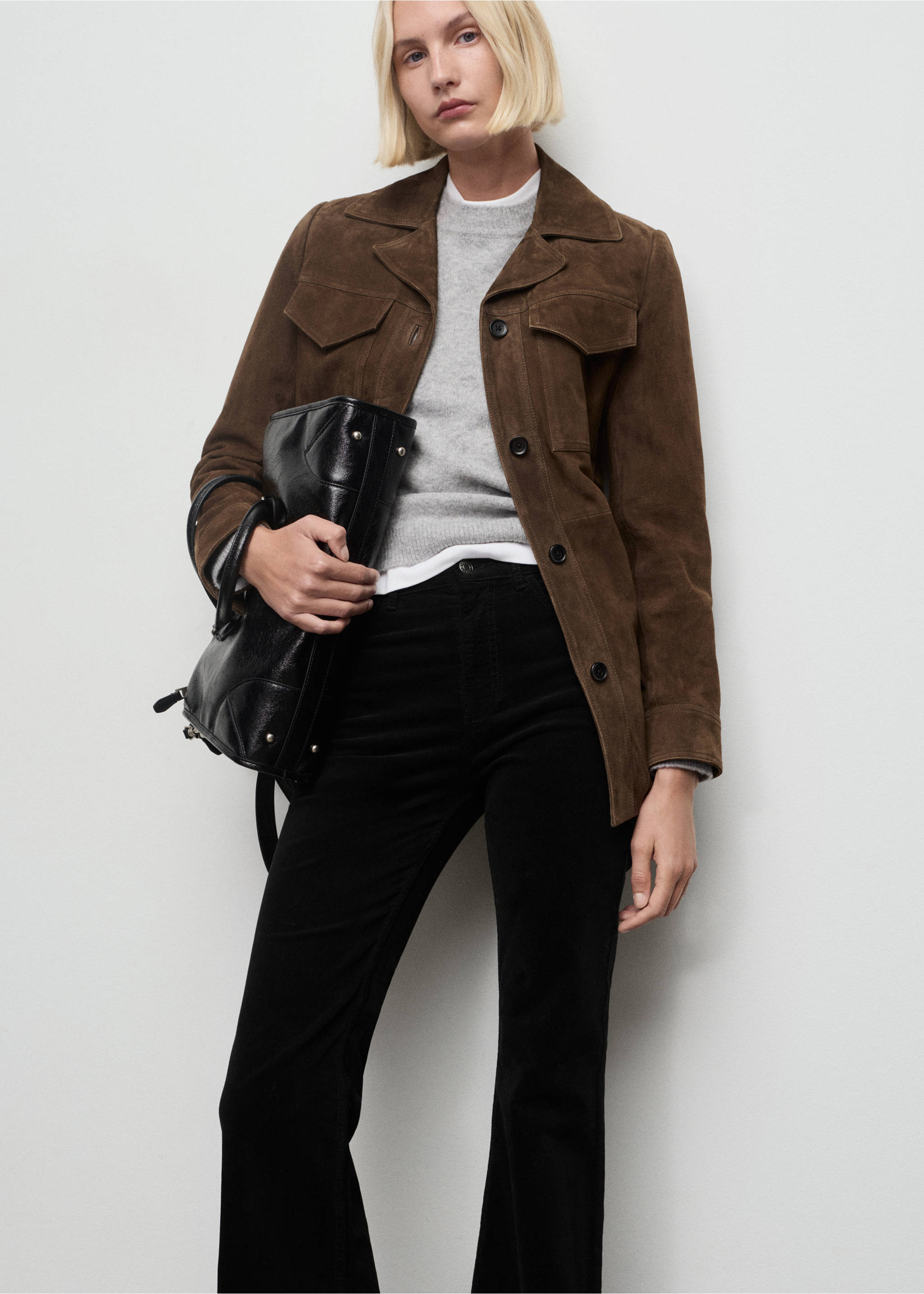 Velvet flared jeans - Details of the article 1, Black. Ref: 17057781-00.