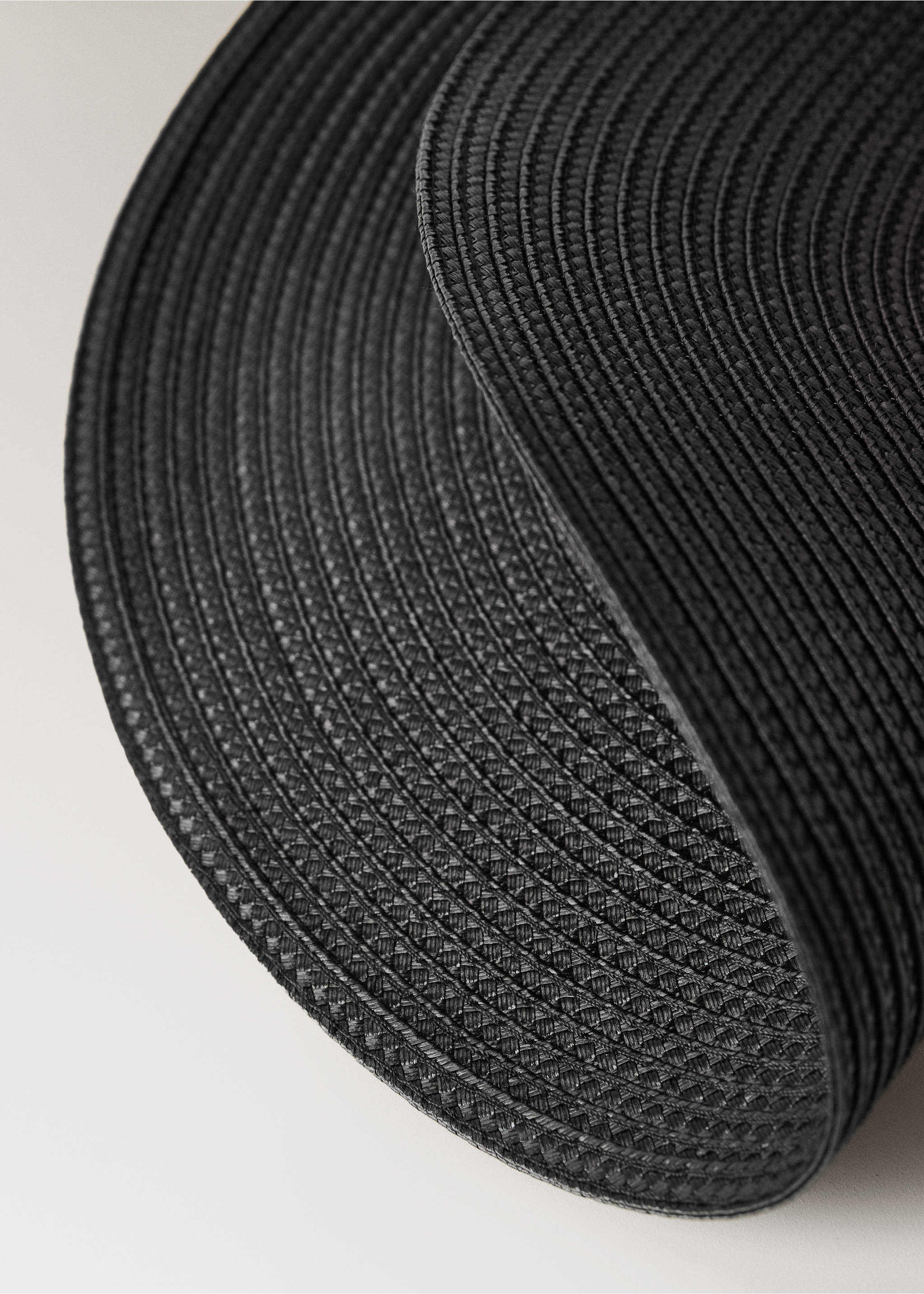 Polypropylene placemats - Details of the article 2, Black. Ref: 17057786-00.