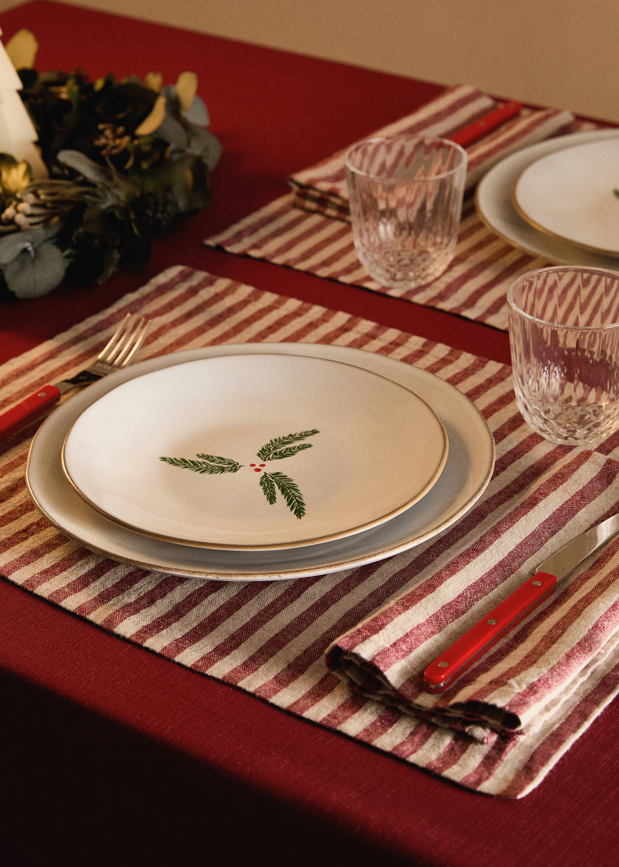 100% linen striped placemats - General plane
