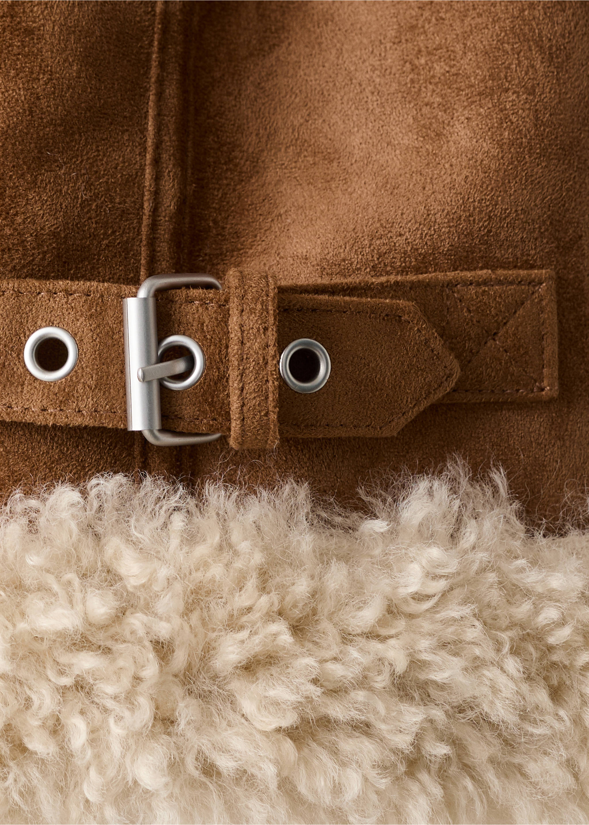 Veste double face effet mouton - Détail de l'article 0, Marron. Ref: 17057804-00.