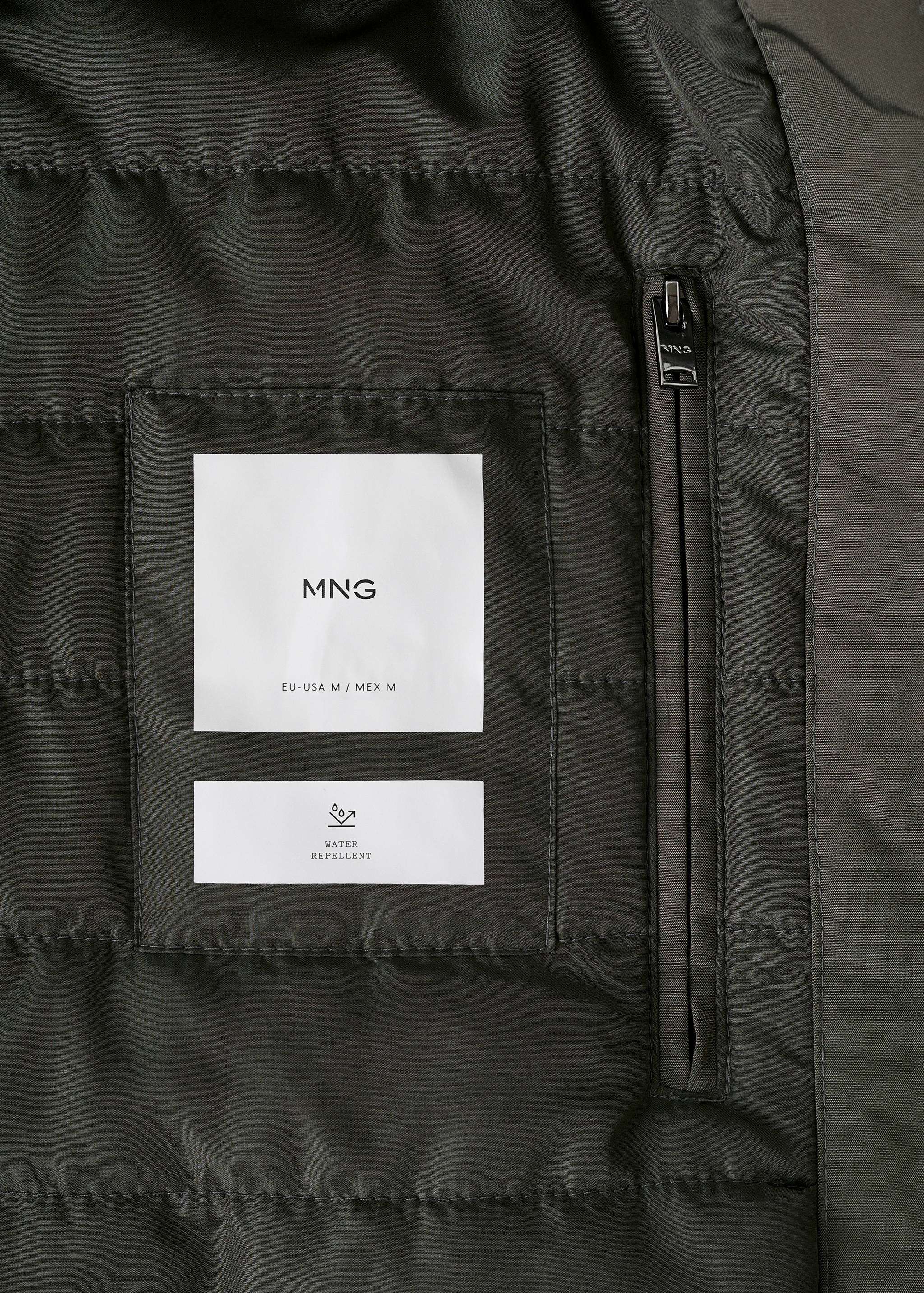 Water-repellent hooded parka - Details of the article 0