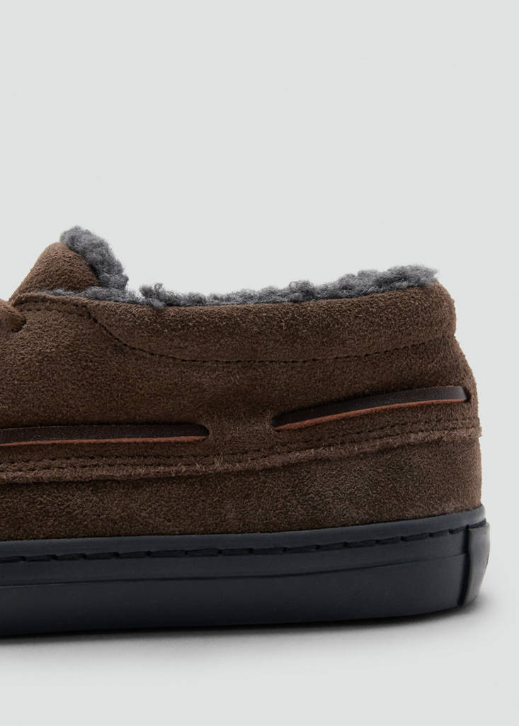Lace-up leather shoes — Brown