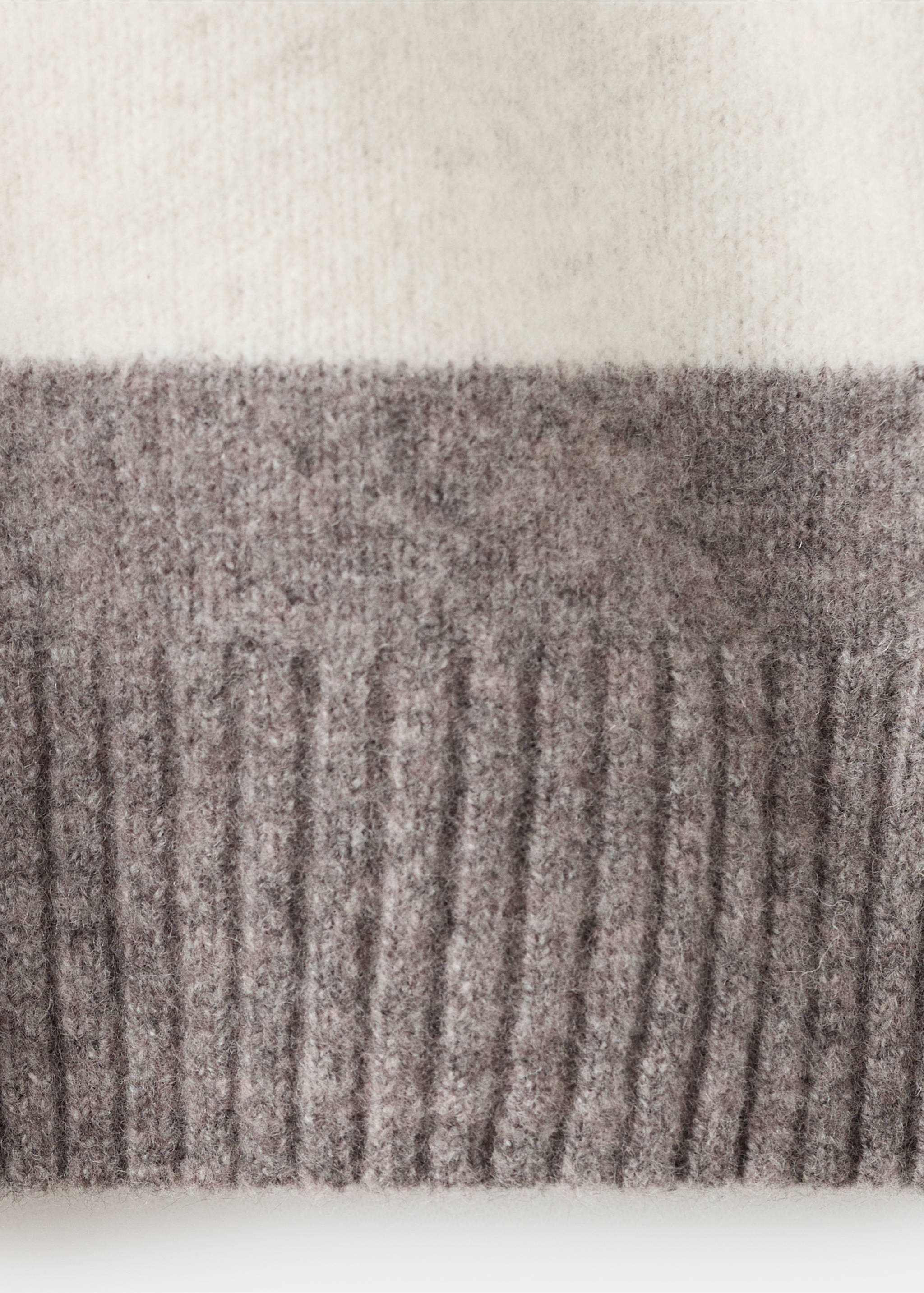 Jersey rayas mezcla lana - Detalle del artículo 8, Crudo. Ref: 17057896-00.