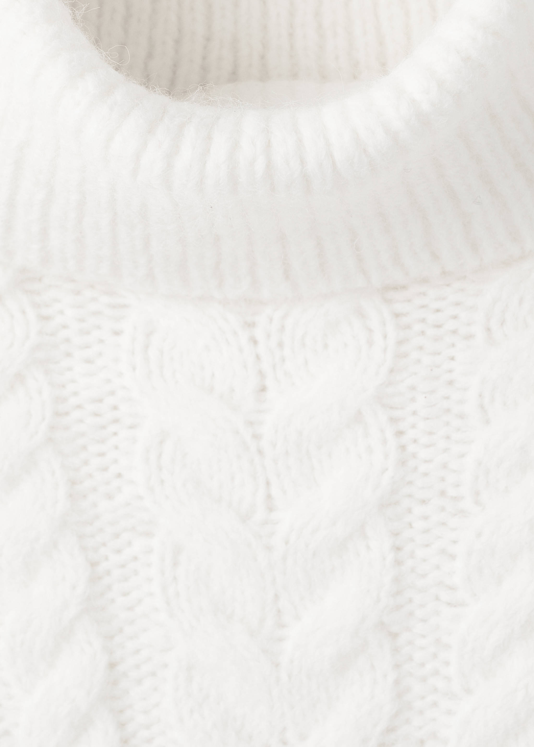 Turtleneck knit sweater - Details of the article 8