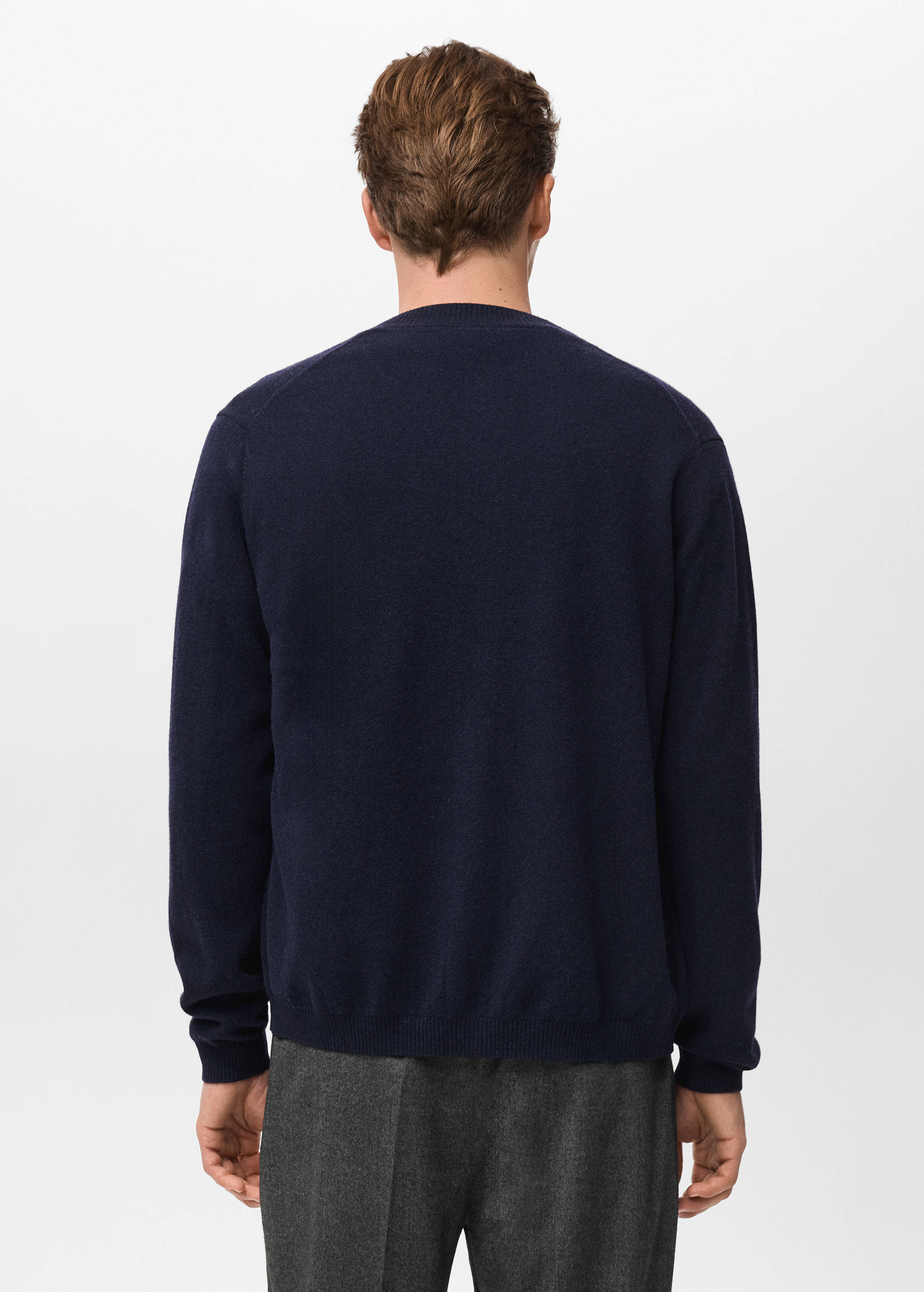 100% extra-fine wool cardigan with buttons - Reverse of the article