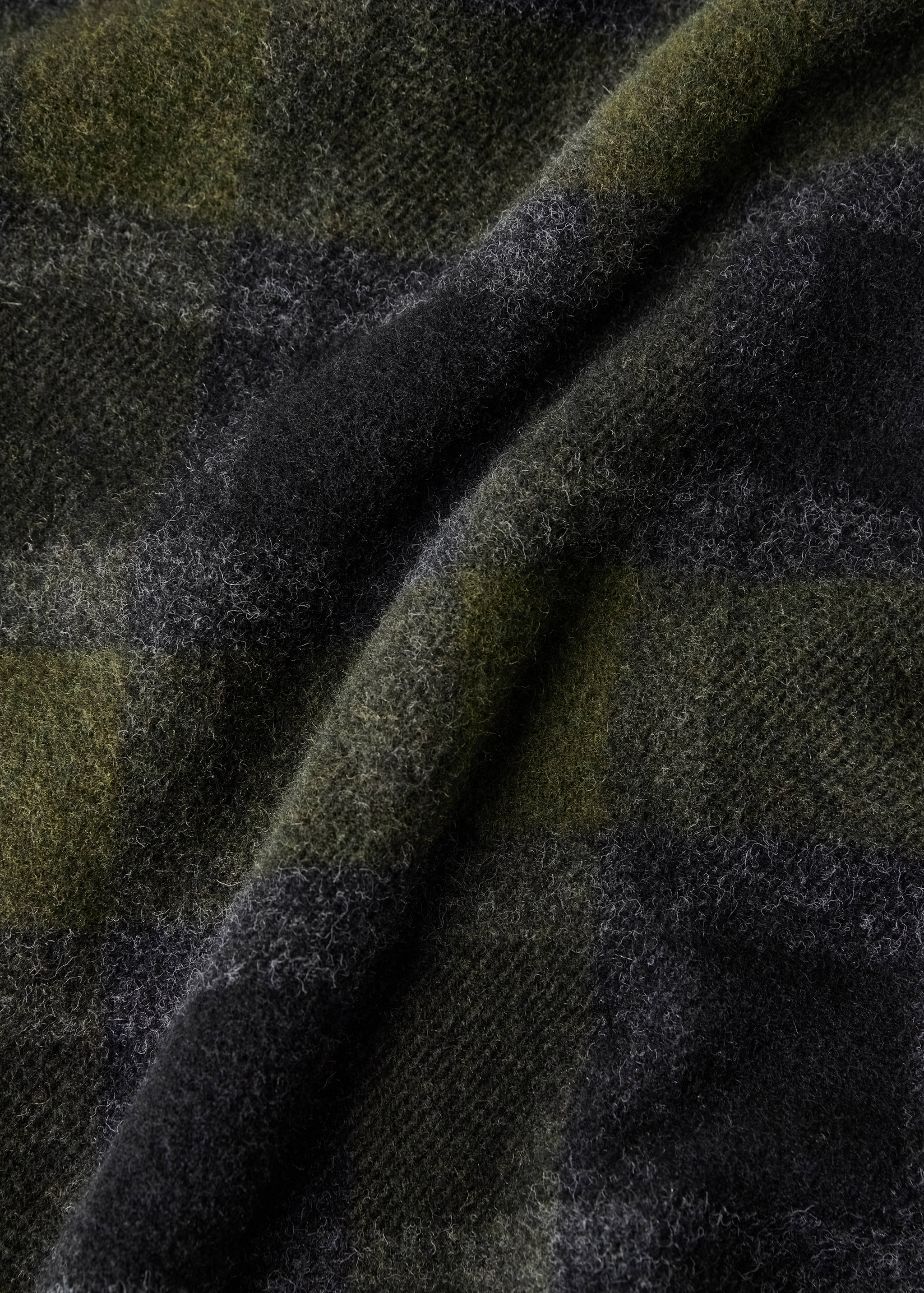 Wool check-print blanket - Details of the article 2
