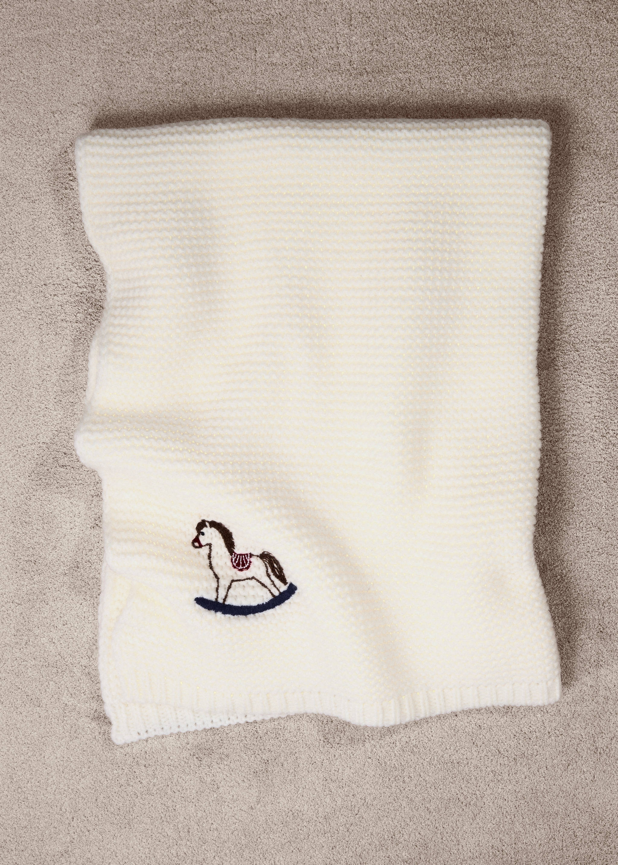 Dječja pletena deka s izvezenim detaljima - Detalji artikla 7