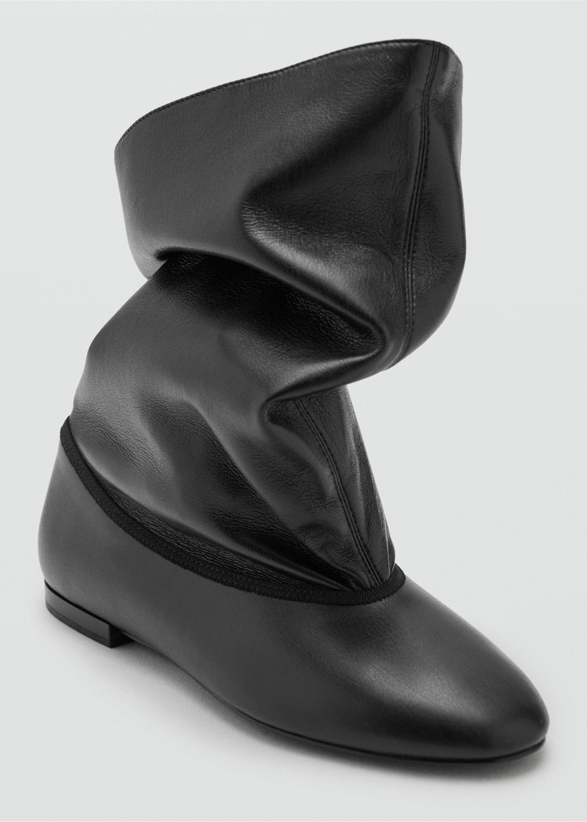 Wide leg boots - Details of the article 3, Black. Ref: 17058272-00.