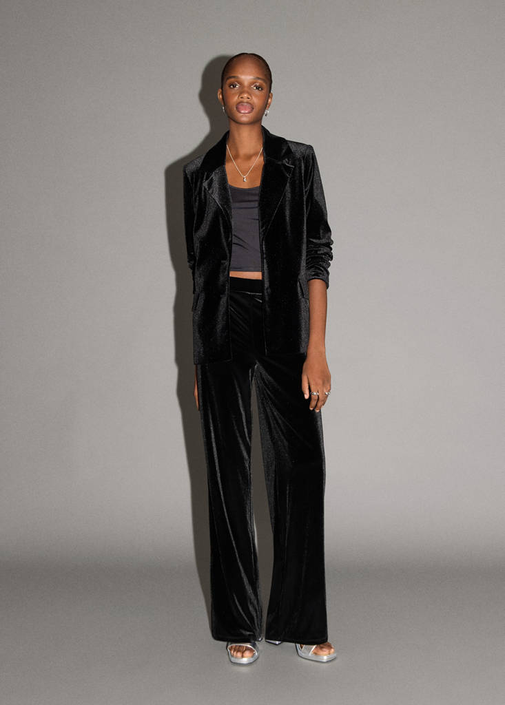 Straight velvet trousers — Black