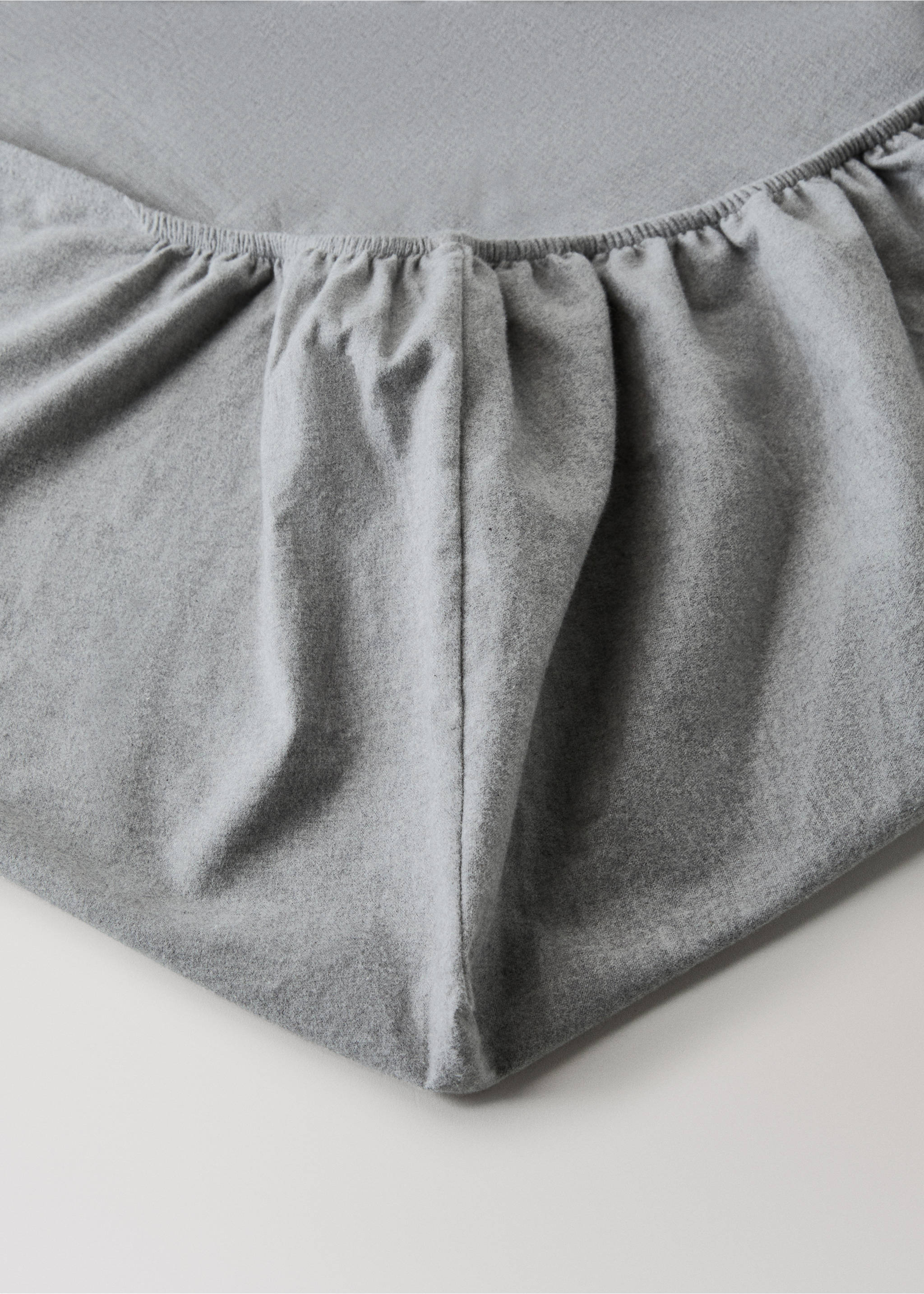 Pamučna flanelska plahta s gumom melange niti krevet 150 cm - Detalji artikla 1, Siva. Ref: 17058276-00.