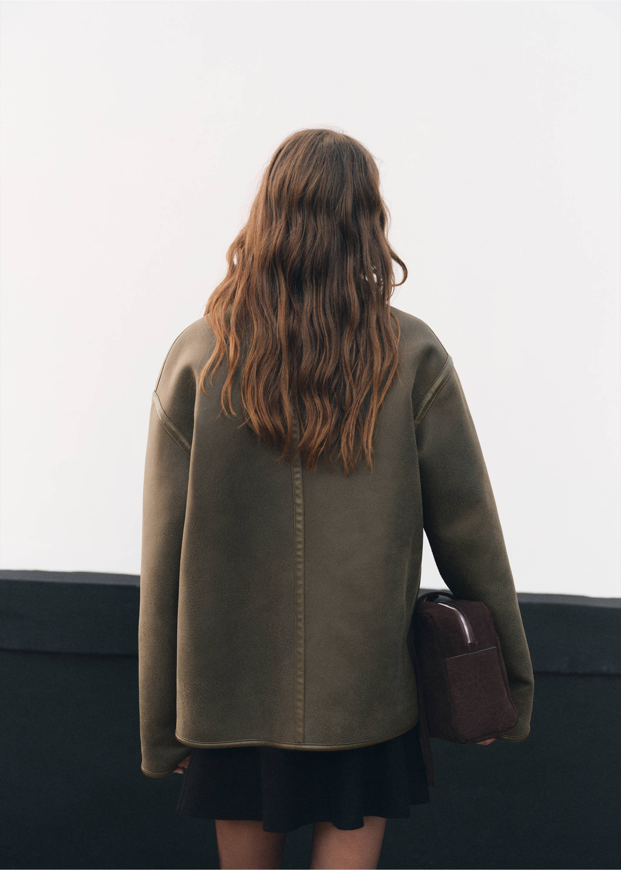 Manteau effet cuir imitation mouton - Verso de l’article, Kaki. Ref: 17058281-00.