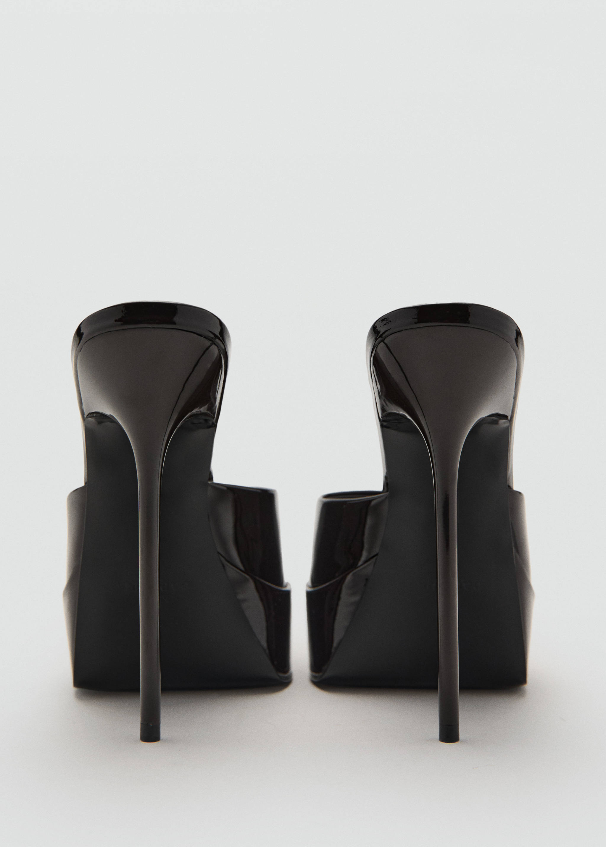 Leather platform-heeled sandals - Details of the article 1