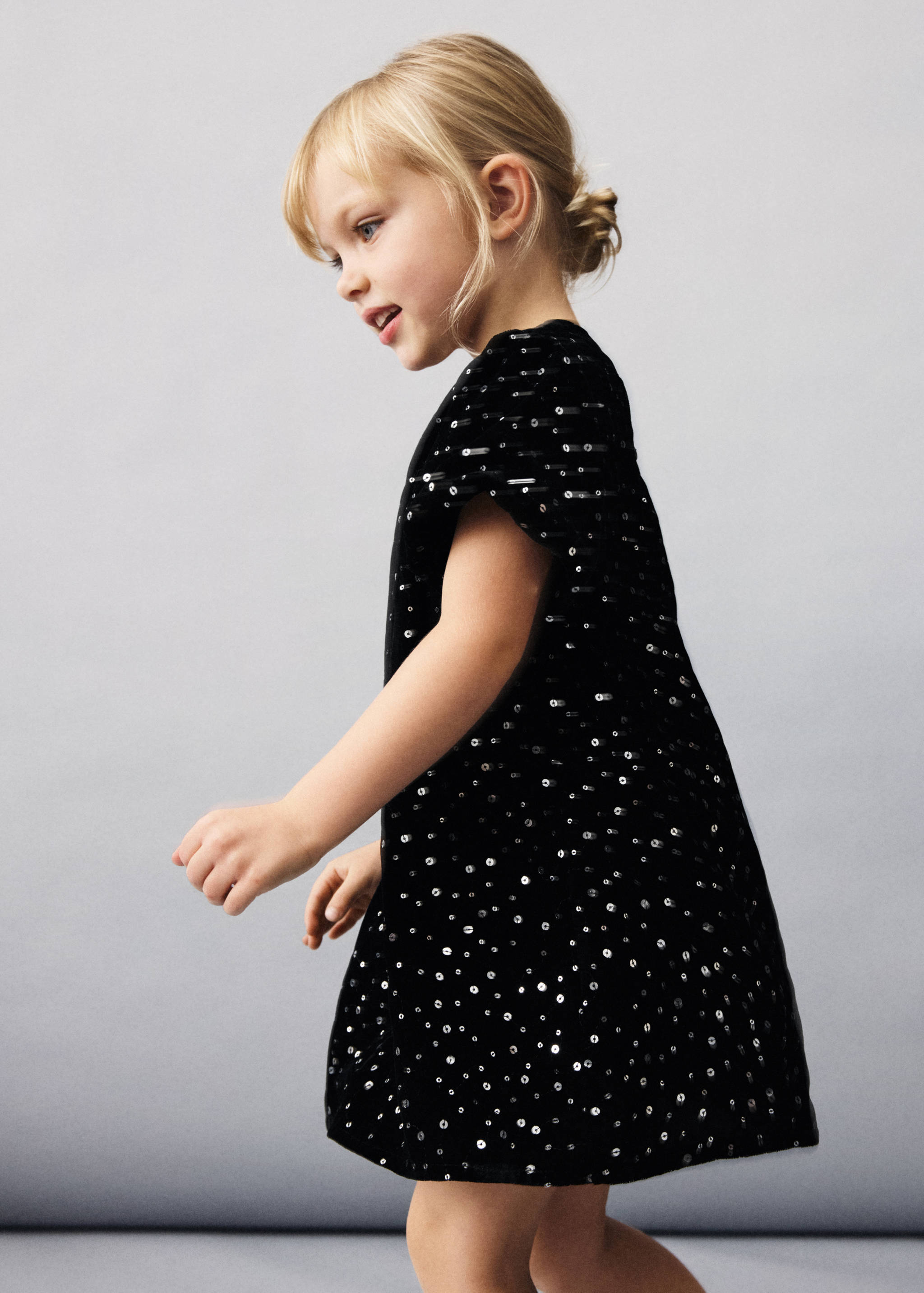 Short dress with sequins - Medium plane