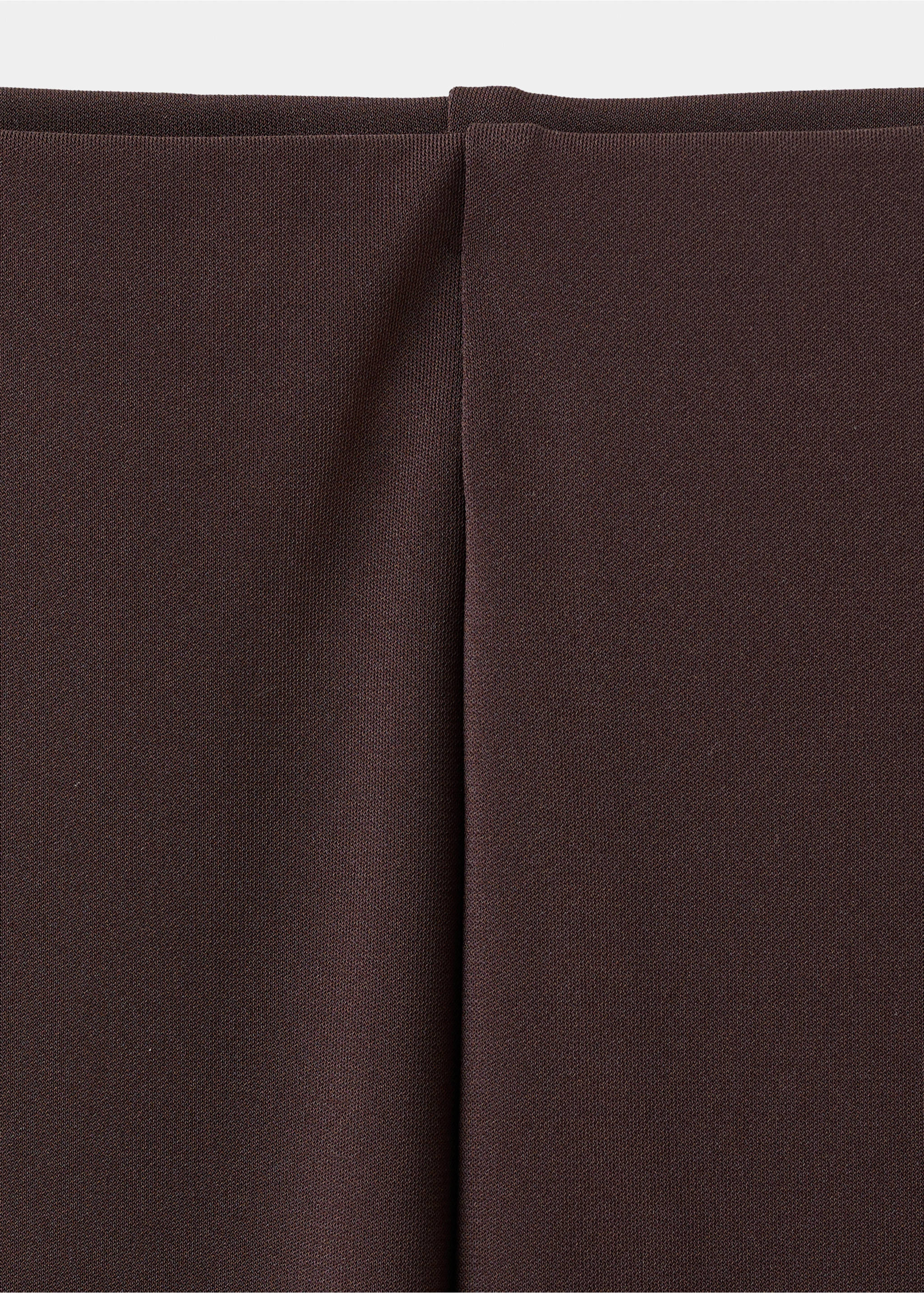 Fine-knit trousers with elastic waist - Details of the article 8, Brown. Ref: 17059109-00.