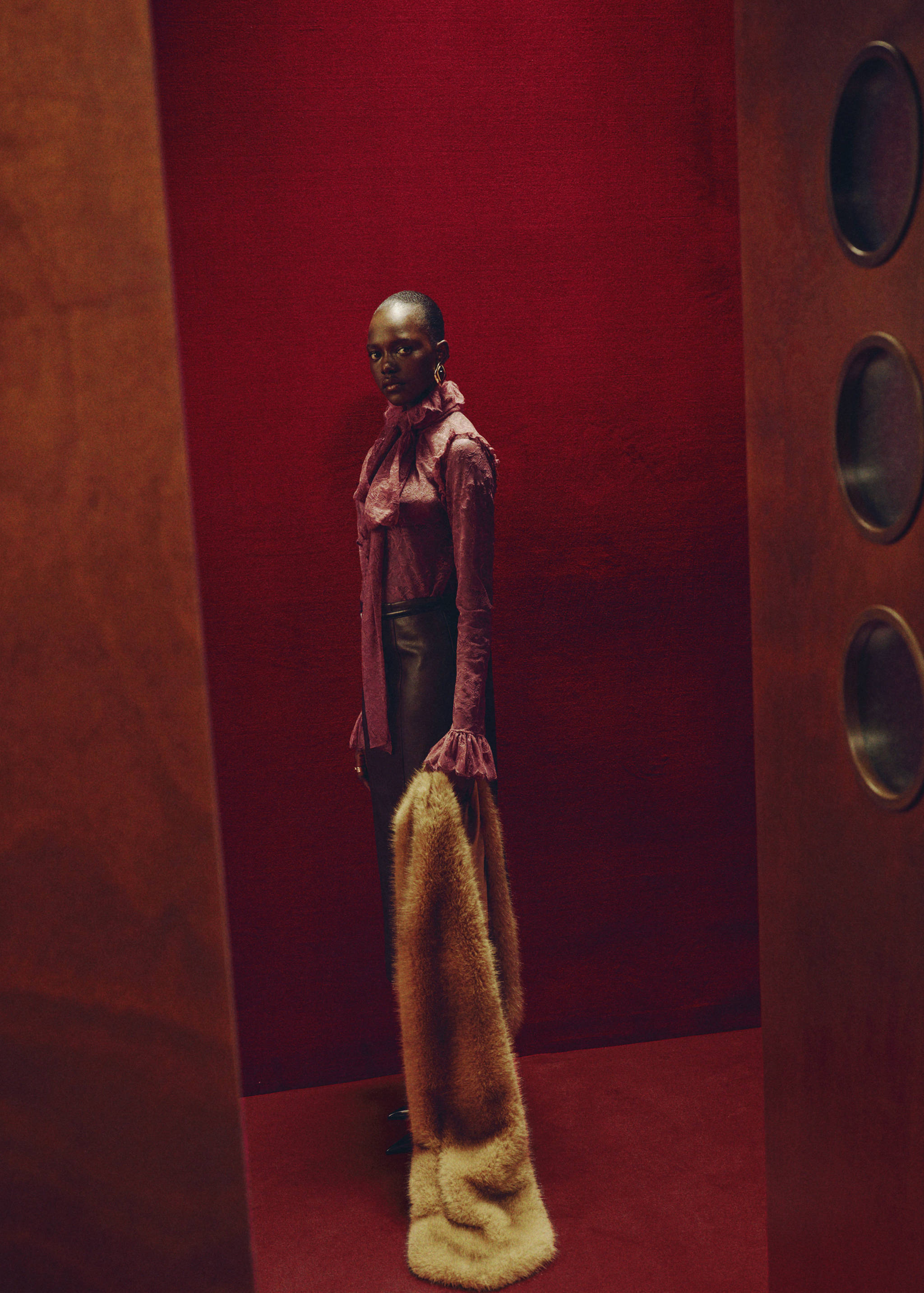 Blusa de renda de gola com folho - Pormenor do artigo 2