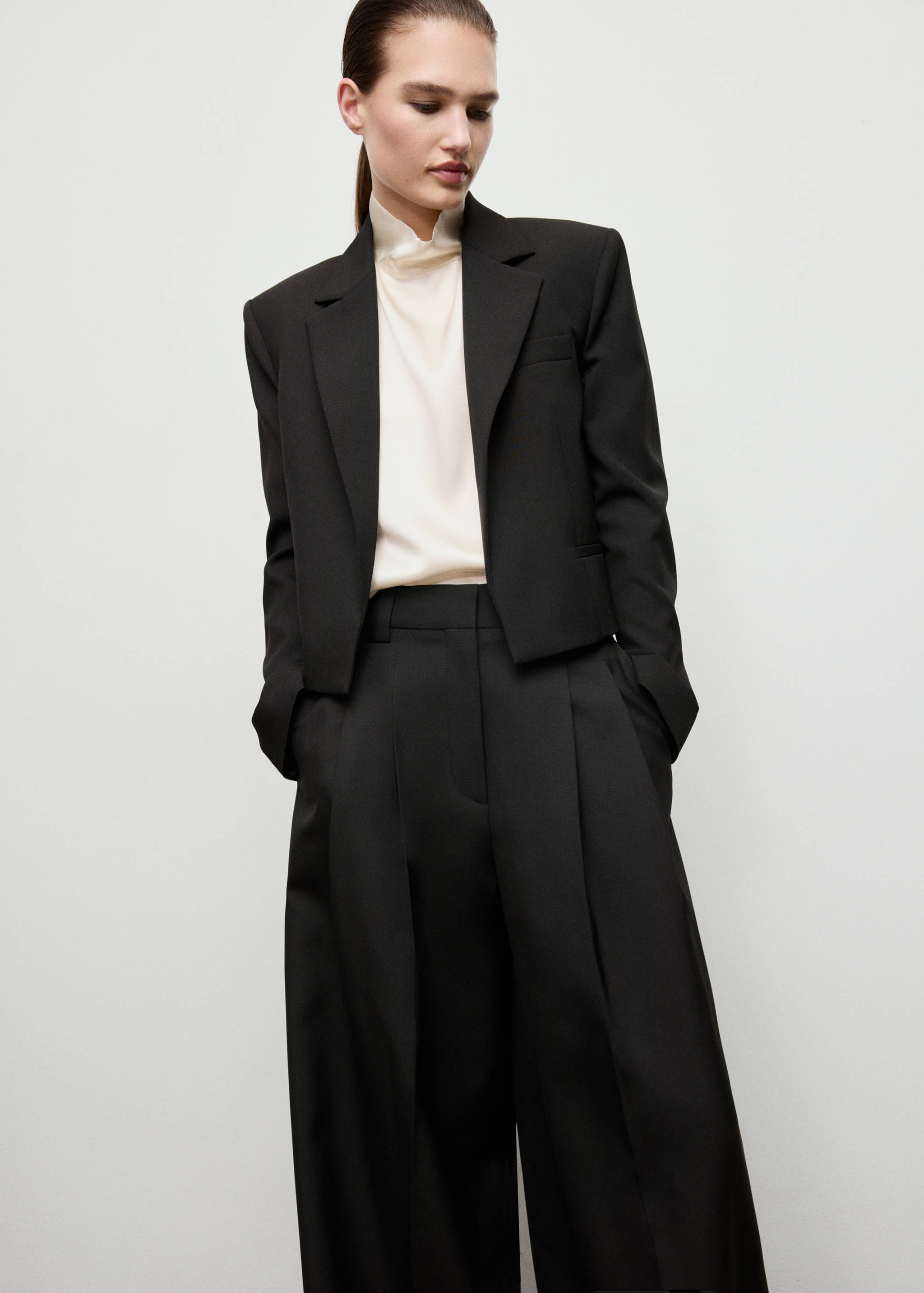 Wide leg pleated suit trousers - Medium plane