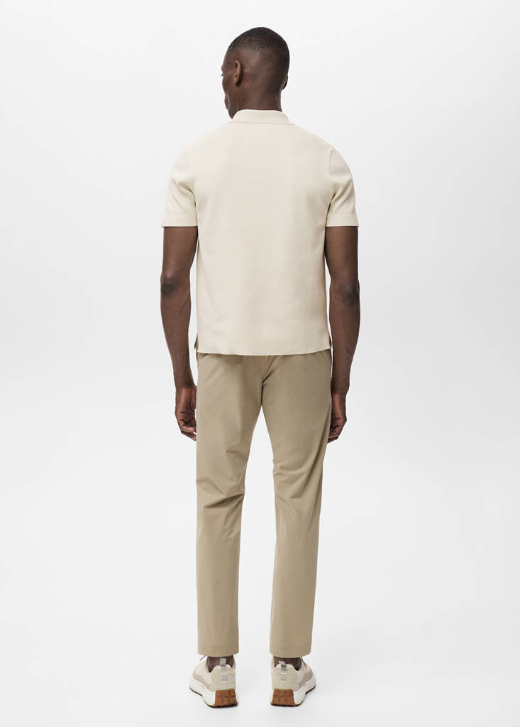 Slim fit water-repellent trousers — Khaki