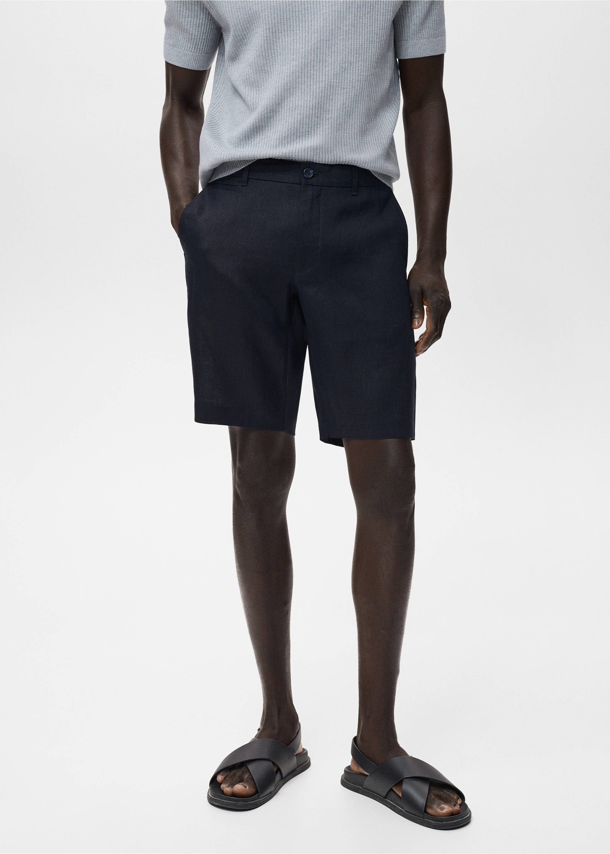 Slim-fit 100% linen bermuda shorts - Medium plane, Dark Navy. Ref: 17061142-00.