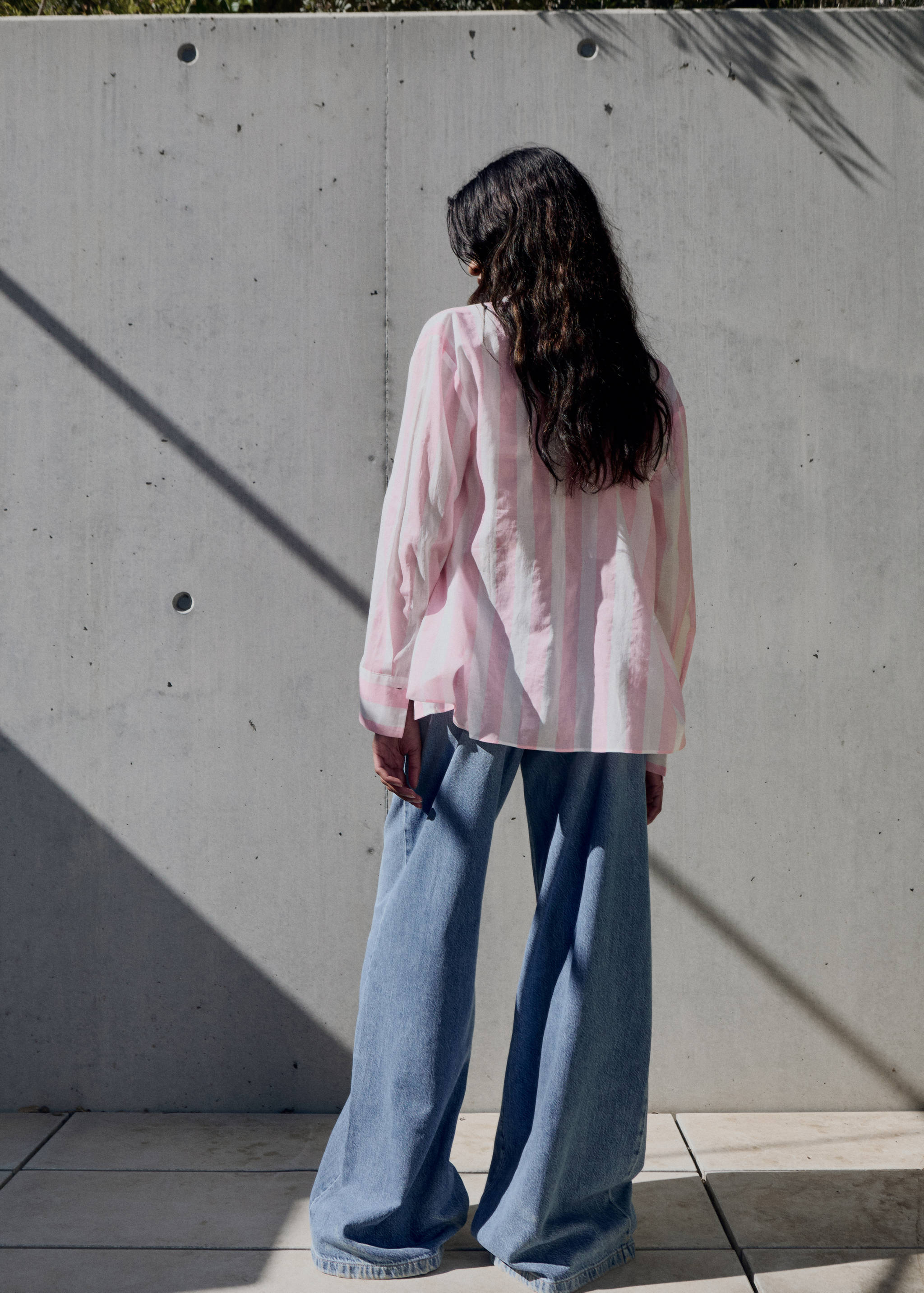 Striped cotton shirt - Reverse of the article