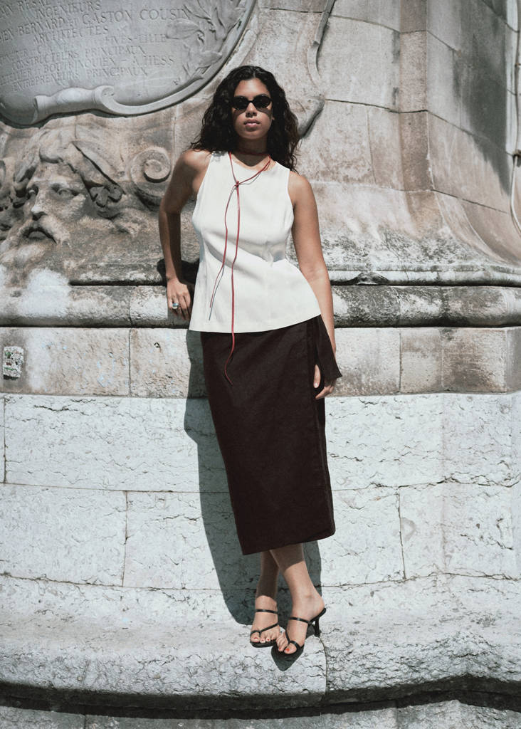Fitted halter-neck blouse — Off White